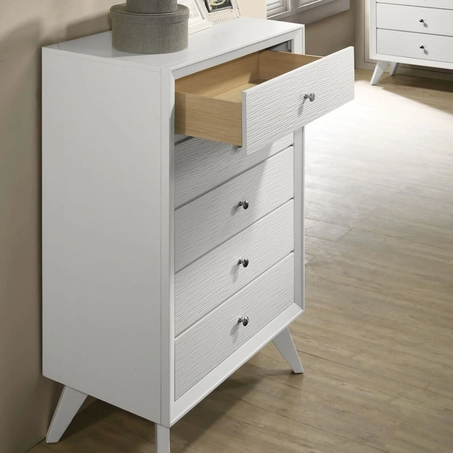1 Piece Chest With Angled Legs, Wave Texture, Round Knobs - White - Image 6