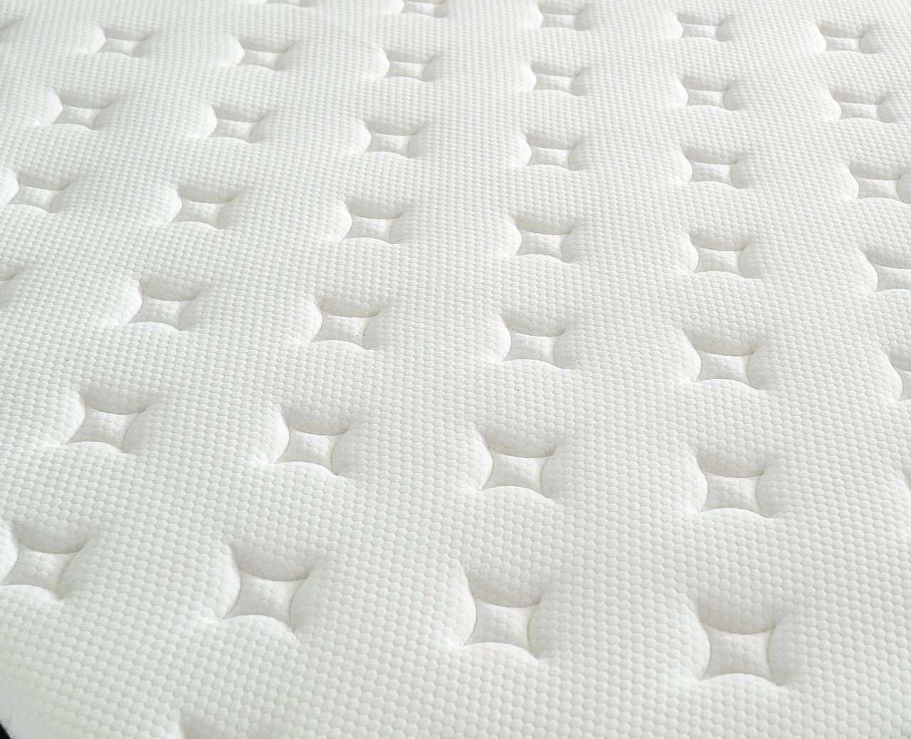 10" Hybrid Pillow Top Mattress A Box With Breathable And Hypoallergenic Design, Medium Firm For Lumbar Support - Image 3