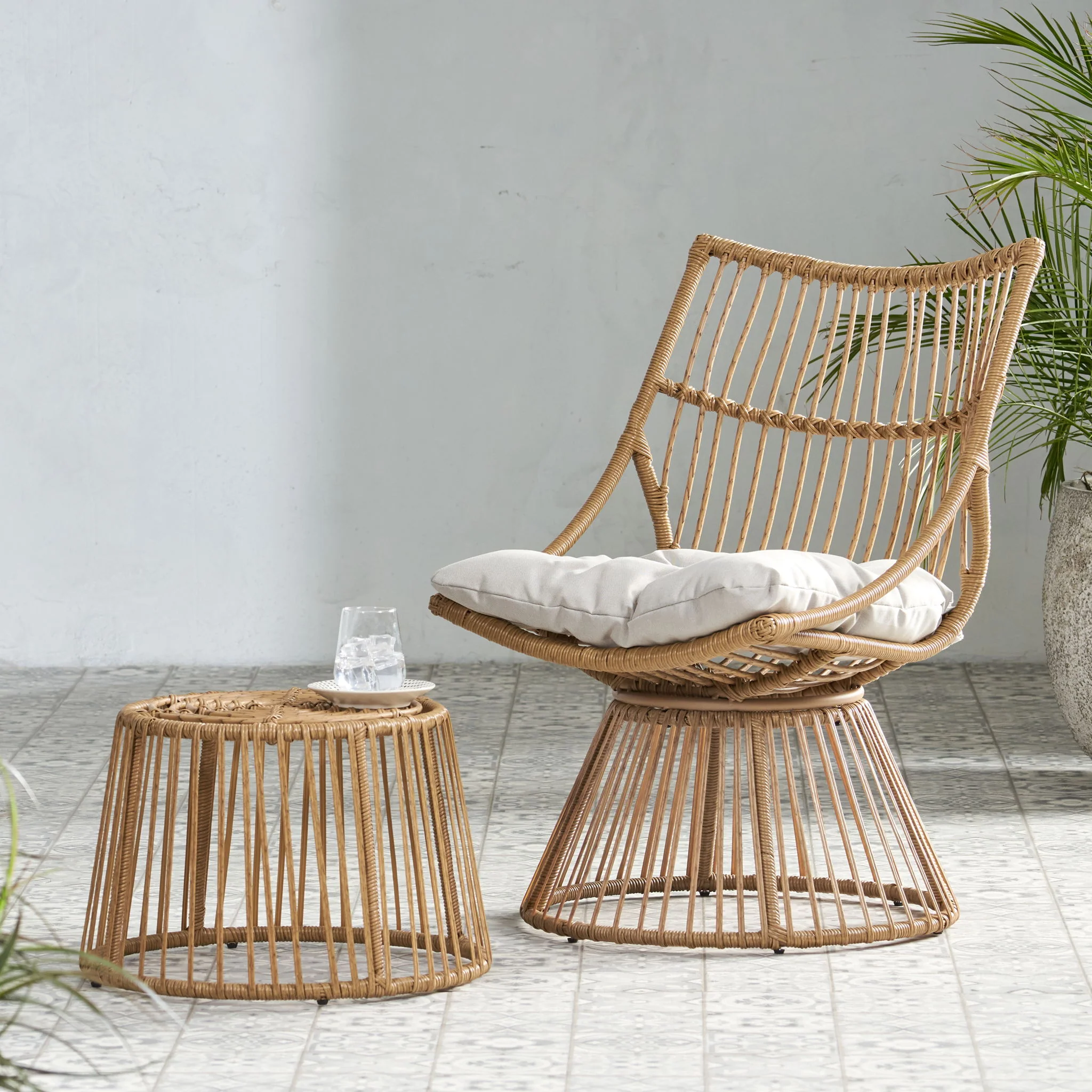 2 Piece Rattan Patio Set With Club Chair And Side Table - Beige / Light Brown - Image 3