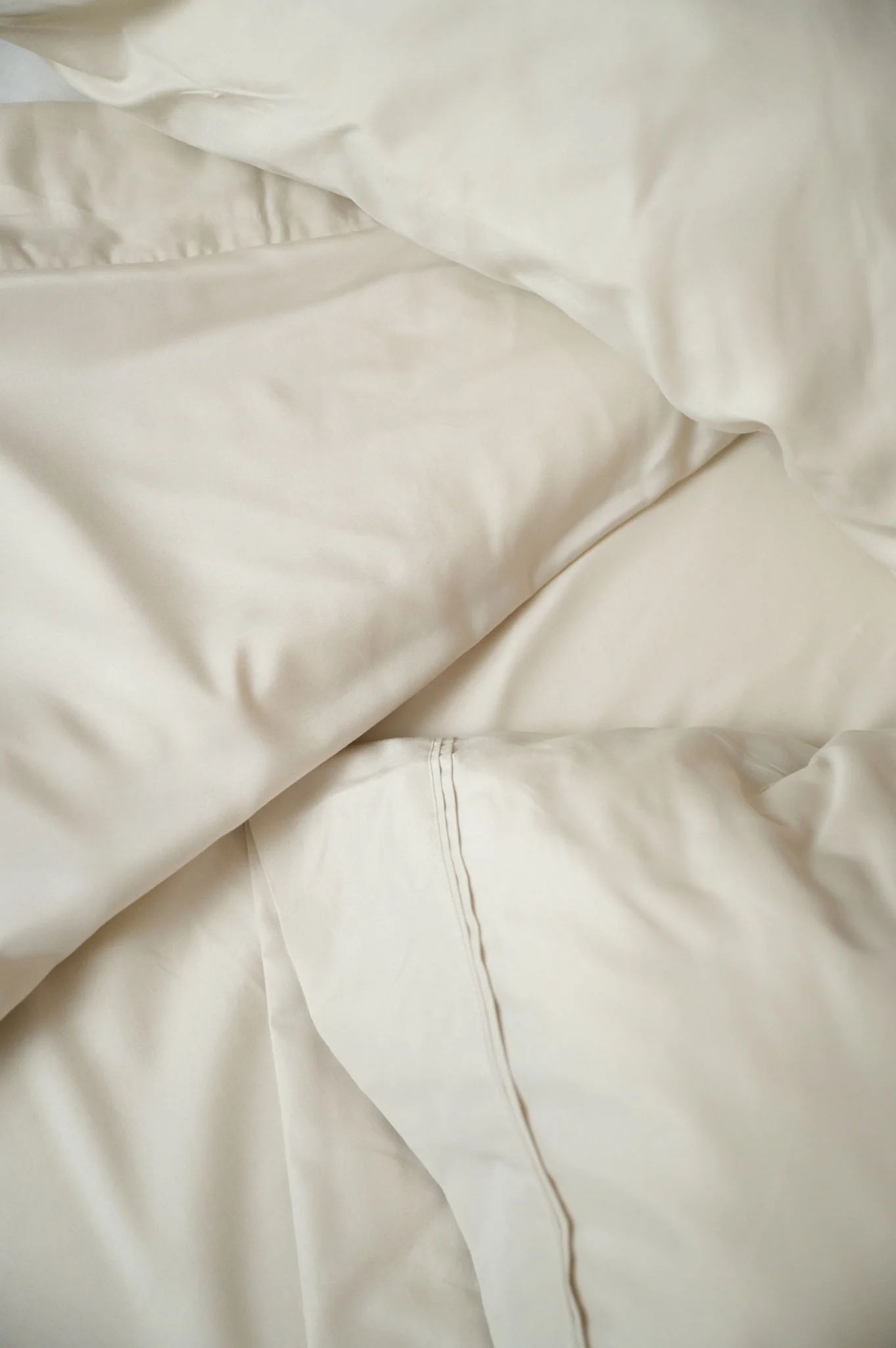 4 Piece Micro And Bamboo Flex Head Hypoallergenic Sheet Set - Image 5