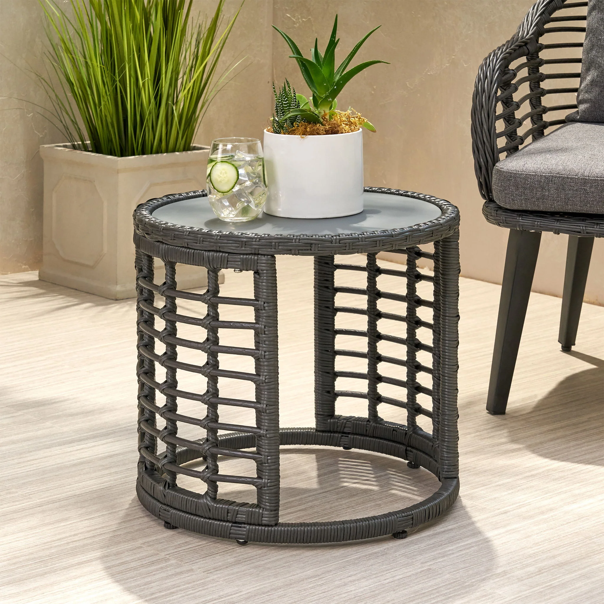 Achill - Outdoor Modern Boho Wicker Side Table With Glass Top - Gray - Image 4