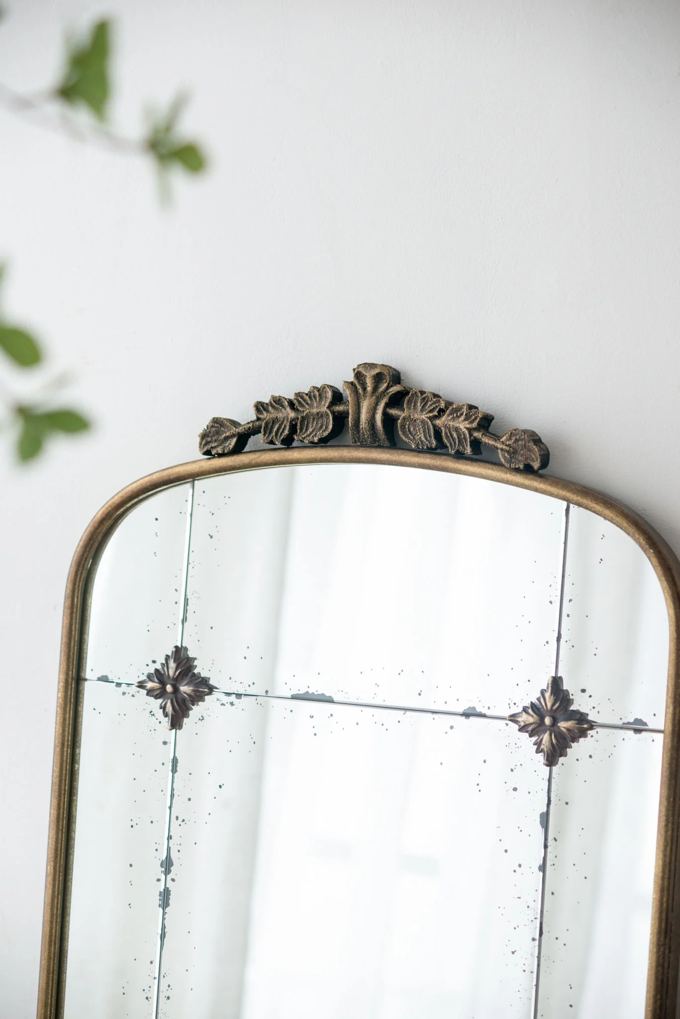 Antique Arched Mirror With Metal Frame, Full Length Mirror For Living Room Bathroom Entryway - Gold - Image 5