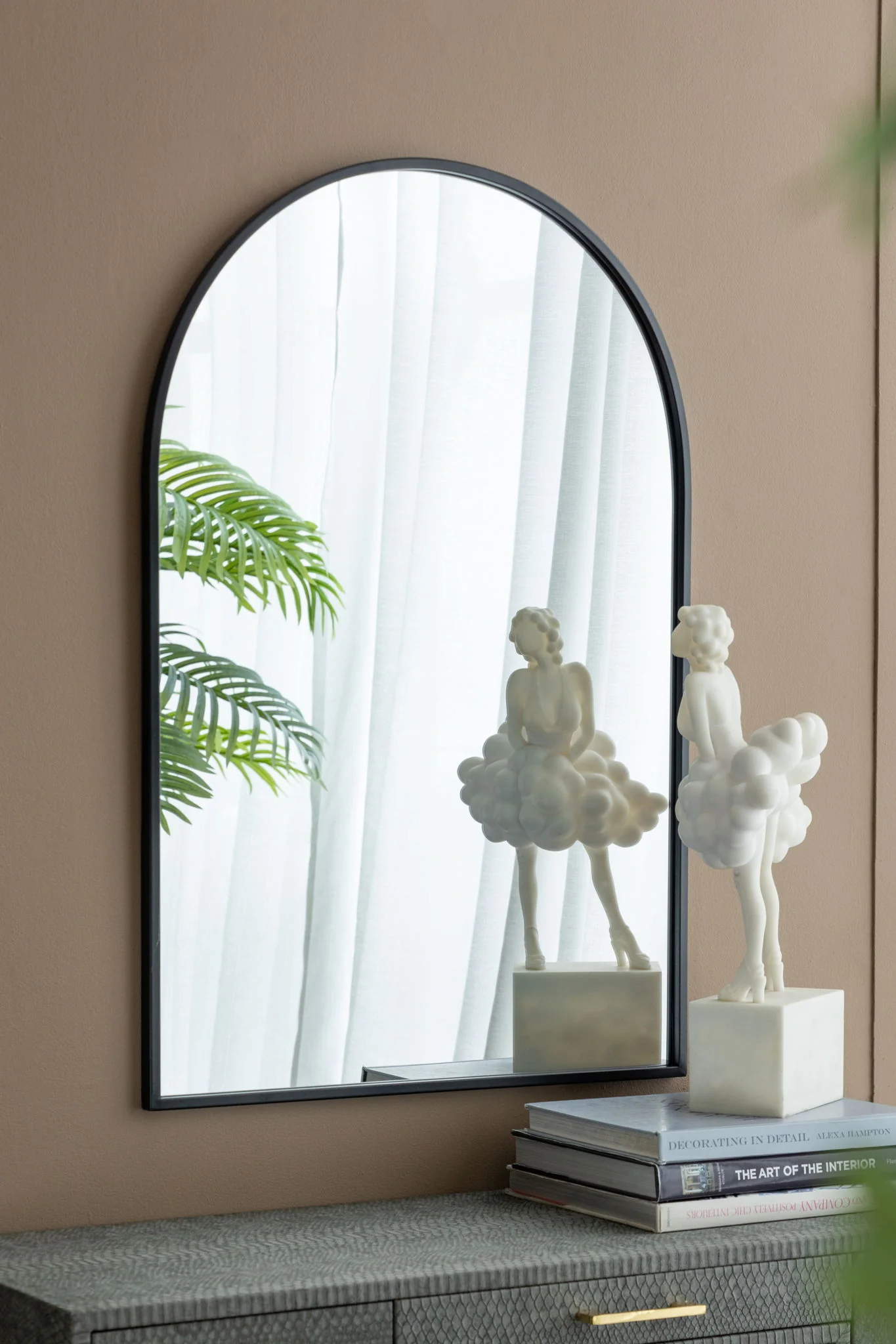Arched Mirror With Metal Frame, Wall Mirror For Living Room Bedroom Entryway - Image 2