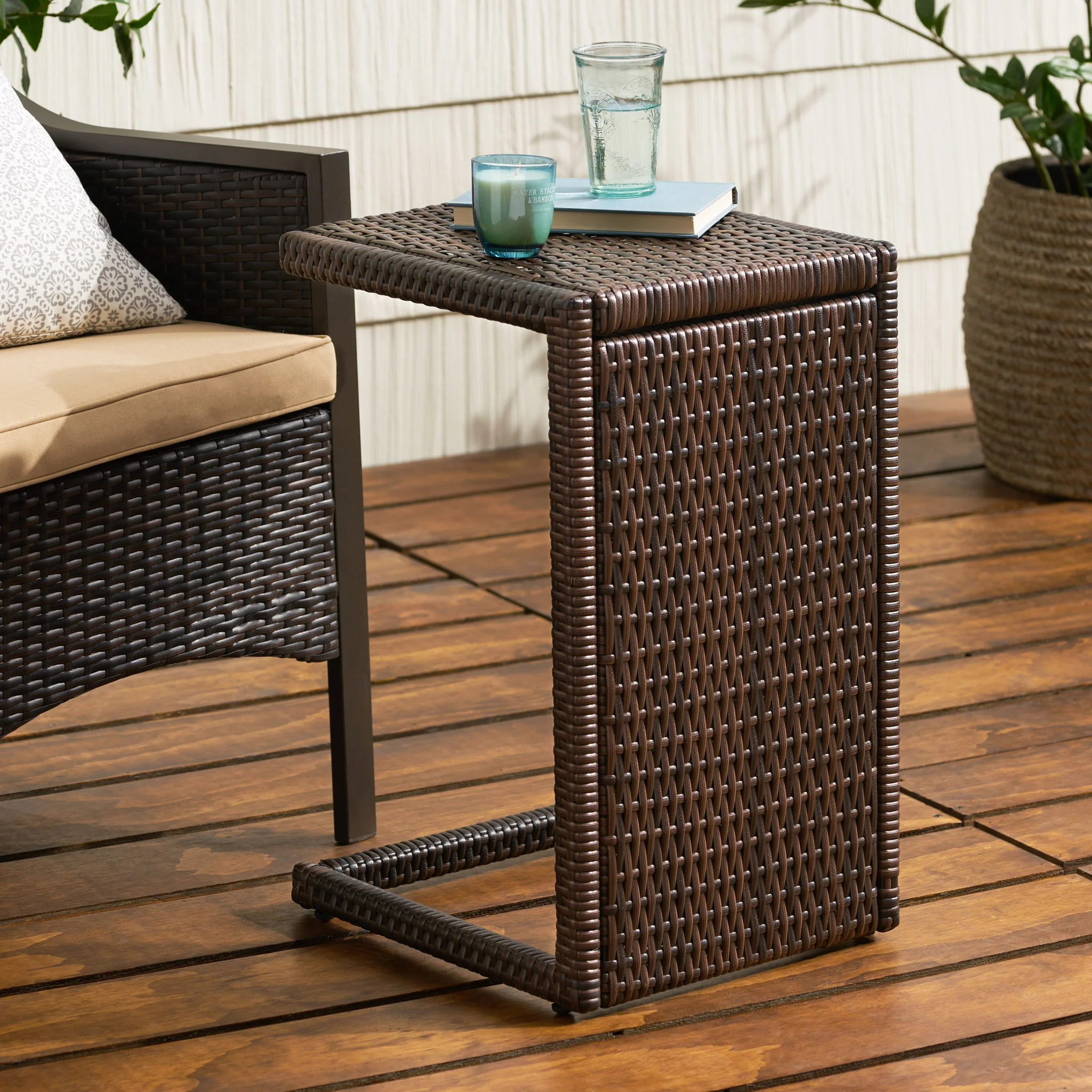 Bucharest - End Table C Shaped Side Table Rattan - Brown - Image 5