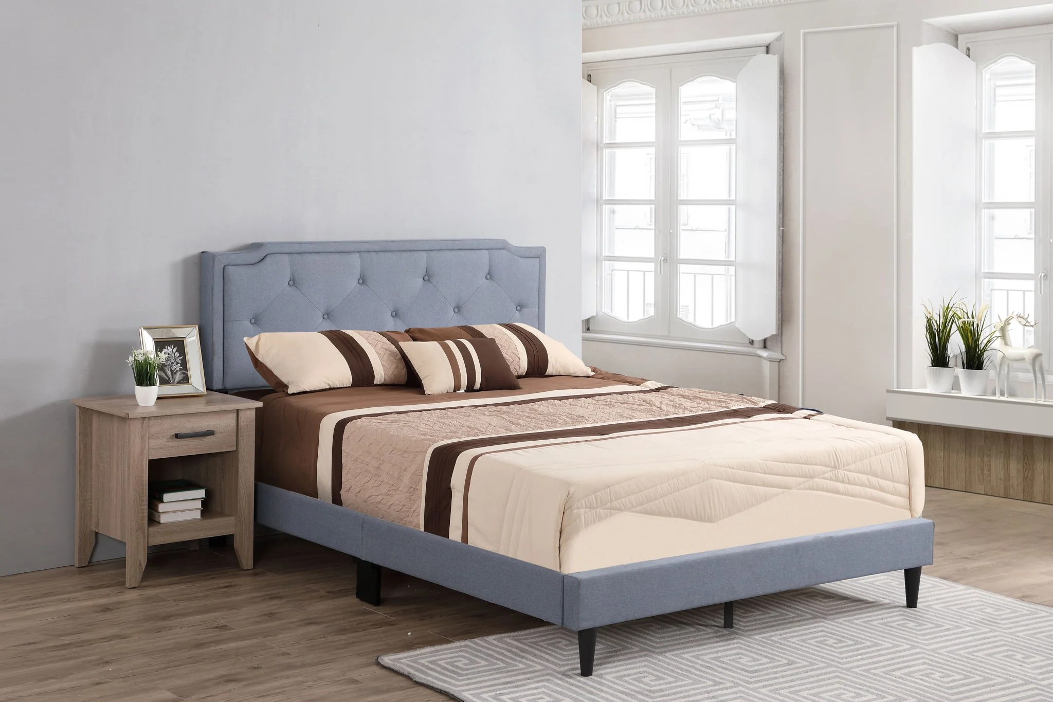 Button Tufted Bed Charming For Cozy Spaces - Image 10