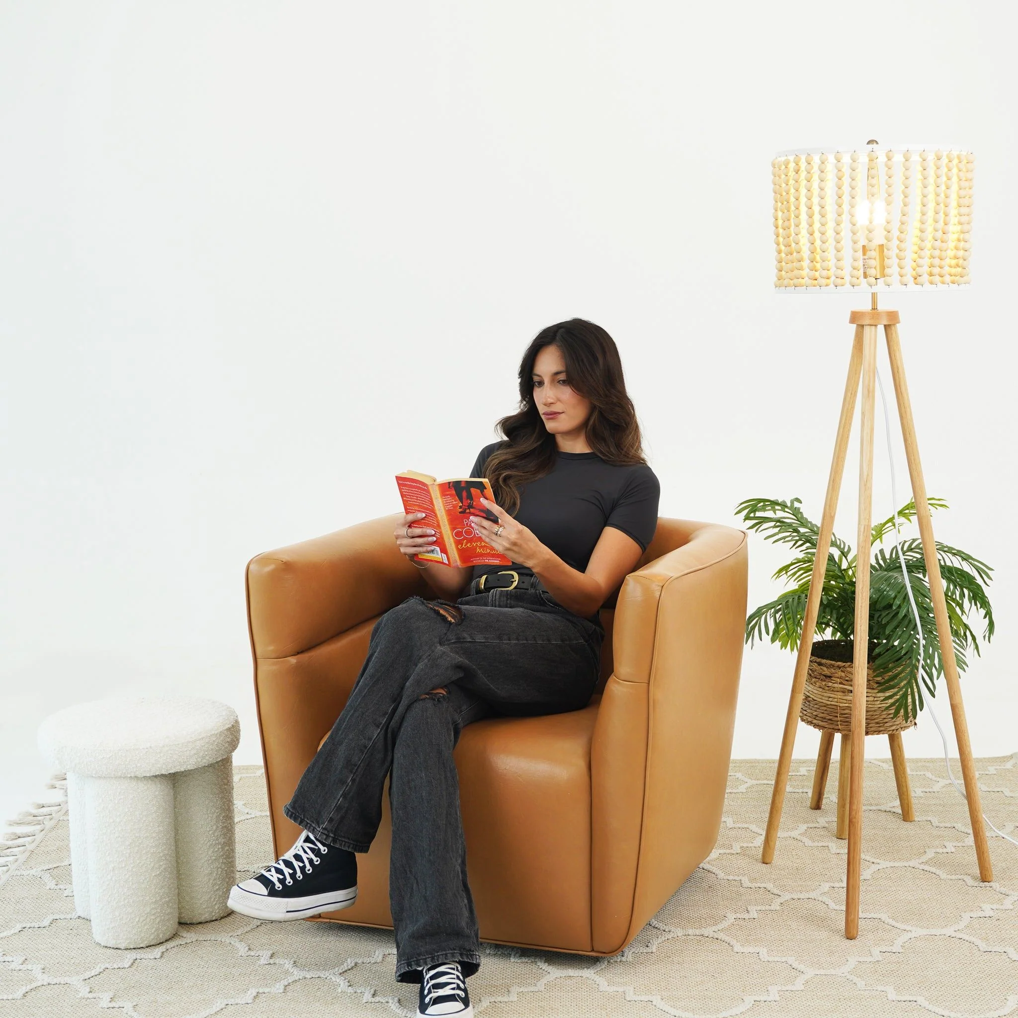 Callan - Swivel Chair - Tan - Image 3