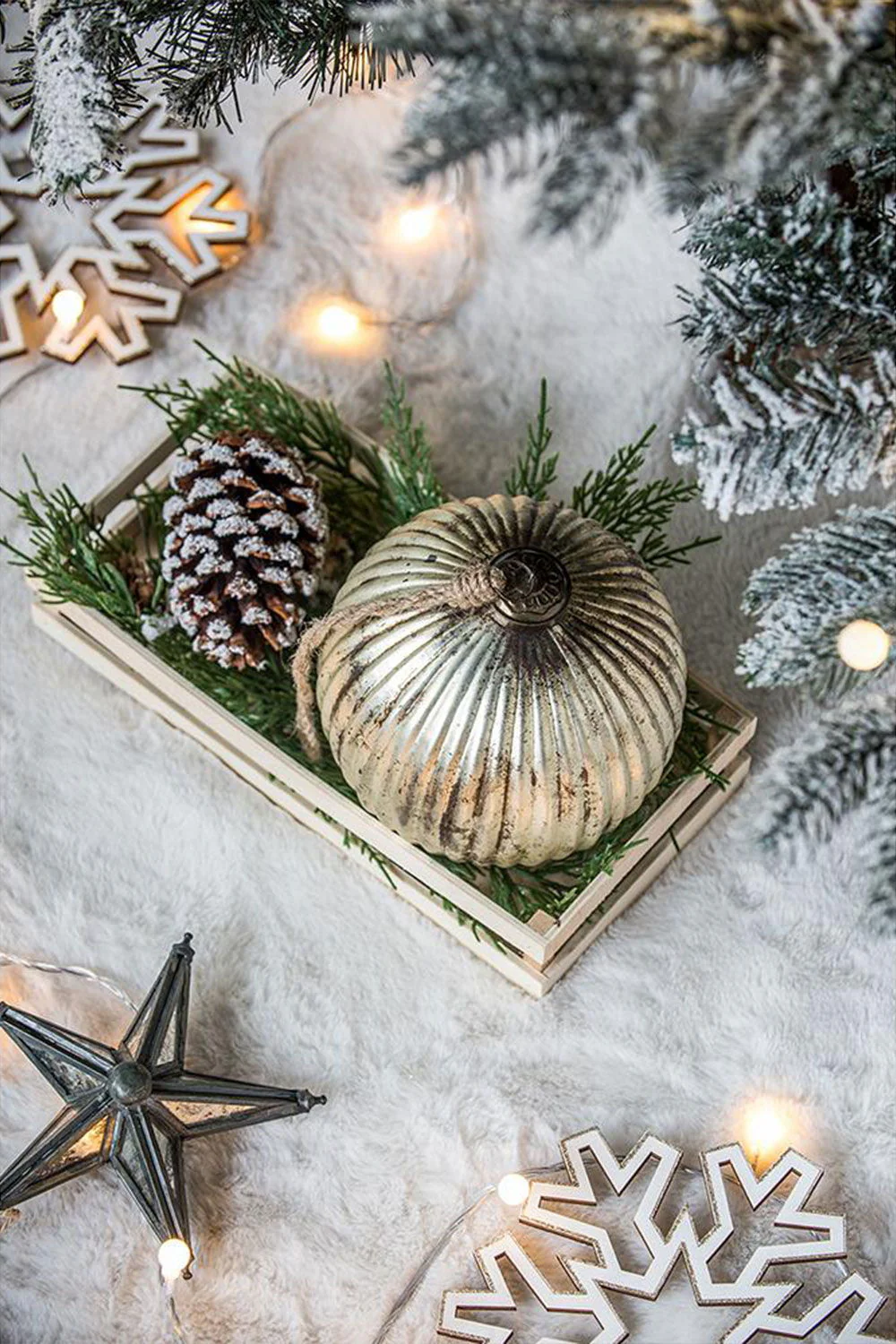 Christmas Ball Ornaments, Glass Decorative Hanging Ball Christmas Tree Ornaments For Holiday Party Decorations (Set of 4) - Silver - Image 5