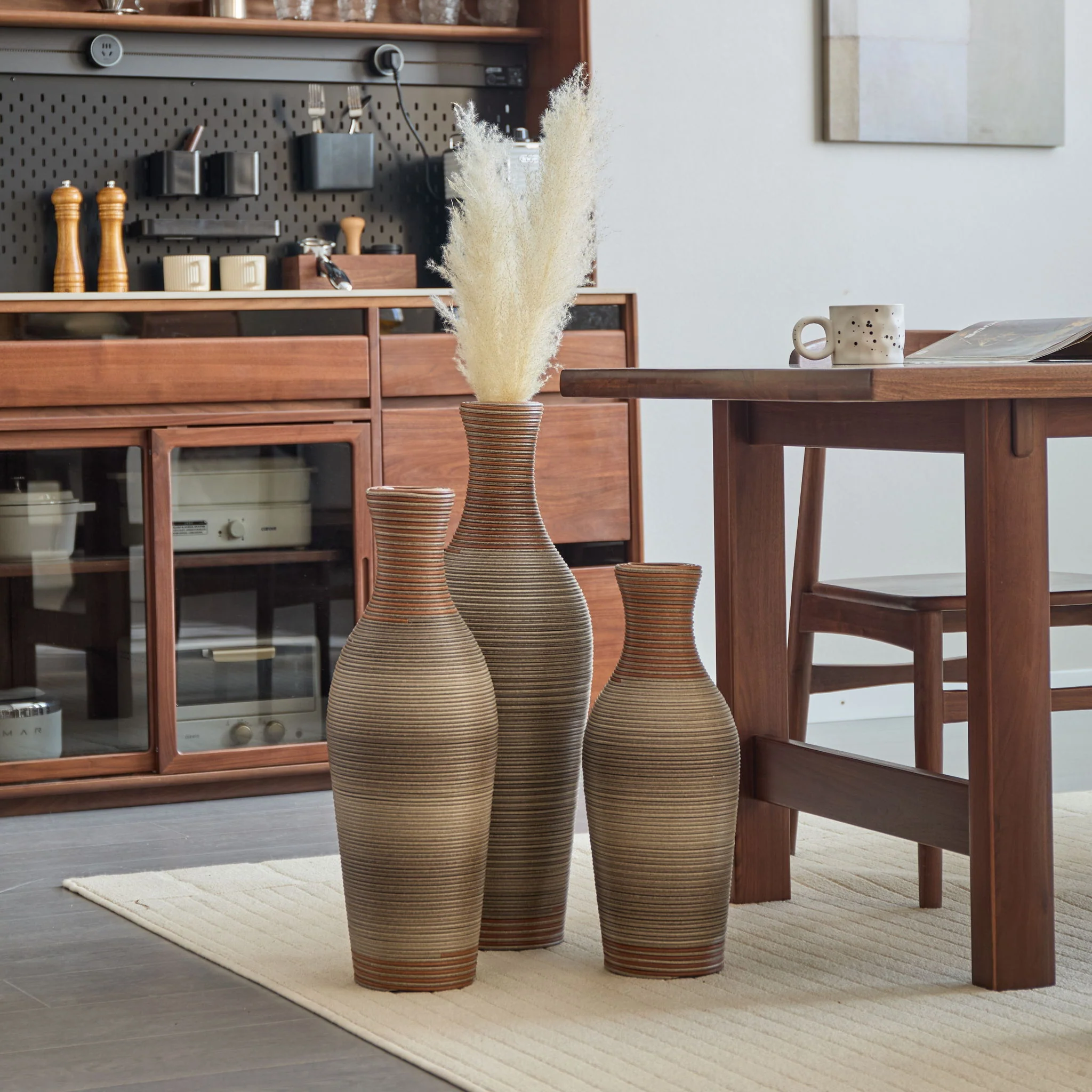 Classic And Neat Floor Vase, High Independent Flower Stand (Set of 3) - Image 9