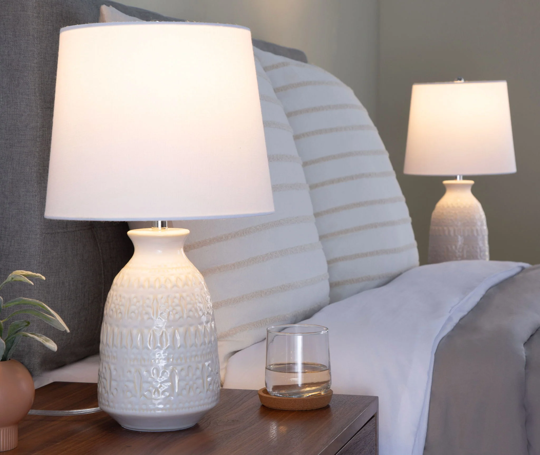 Claudia - Contemporary Lamp (Set of 2) - Image 8