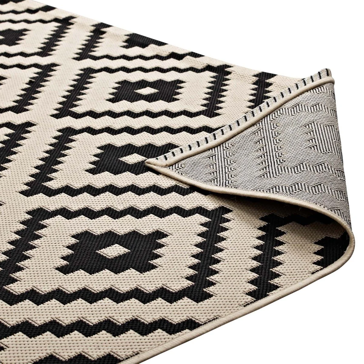 Diamond Trellis Indoor/Outdoor Area Rug - Durable All-Weather, Easy-Care Geometric Accent - Image 12