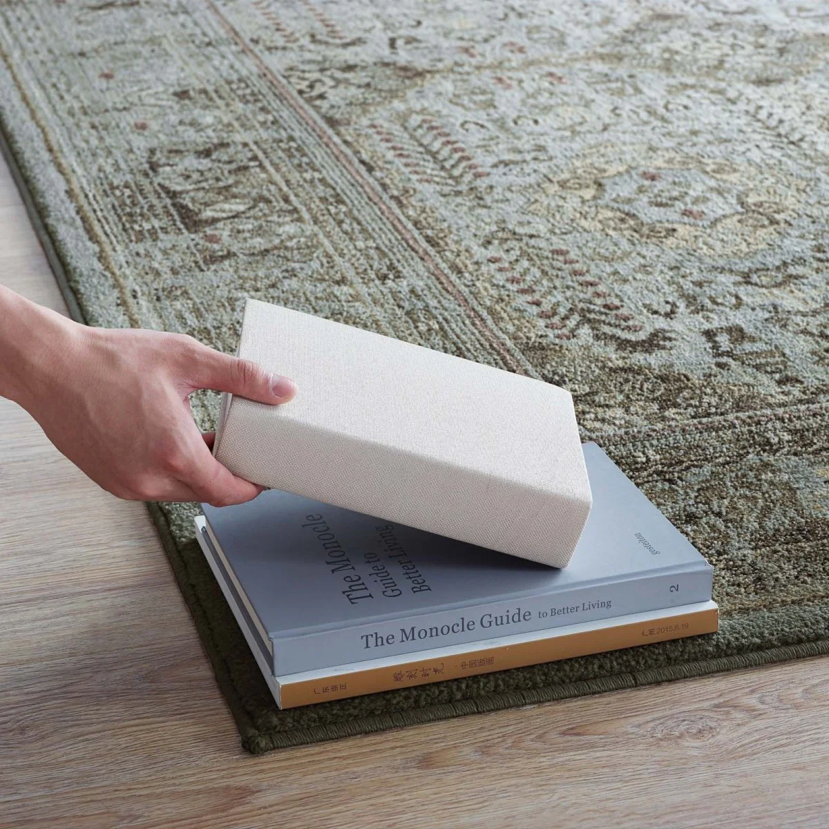 Distressed Vintage Floral Lattice Polypropylene Area Rug - Traditional Design - Image 13