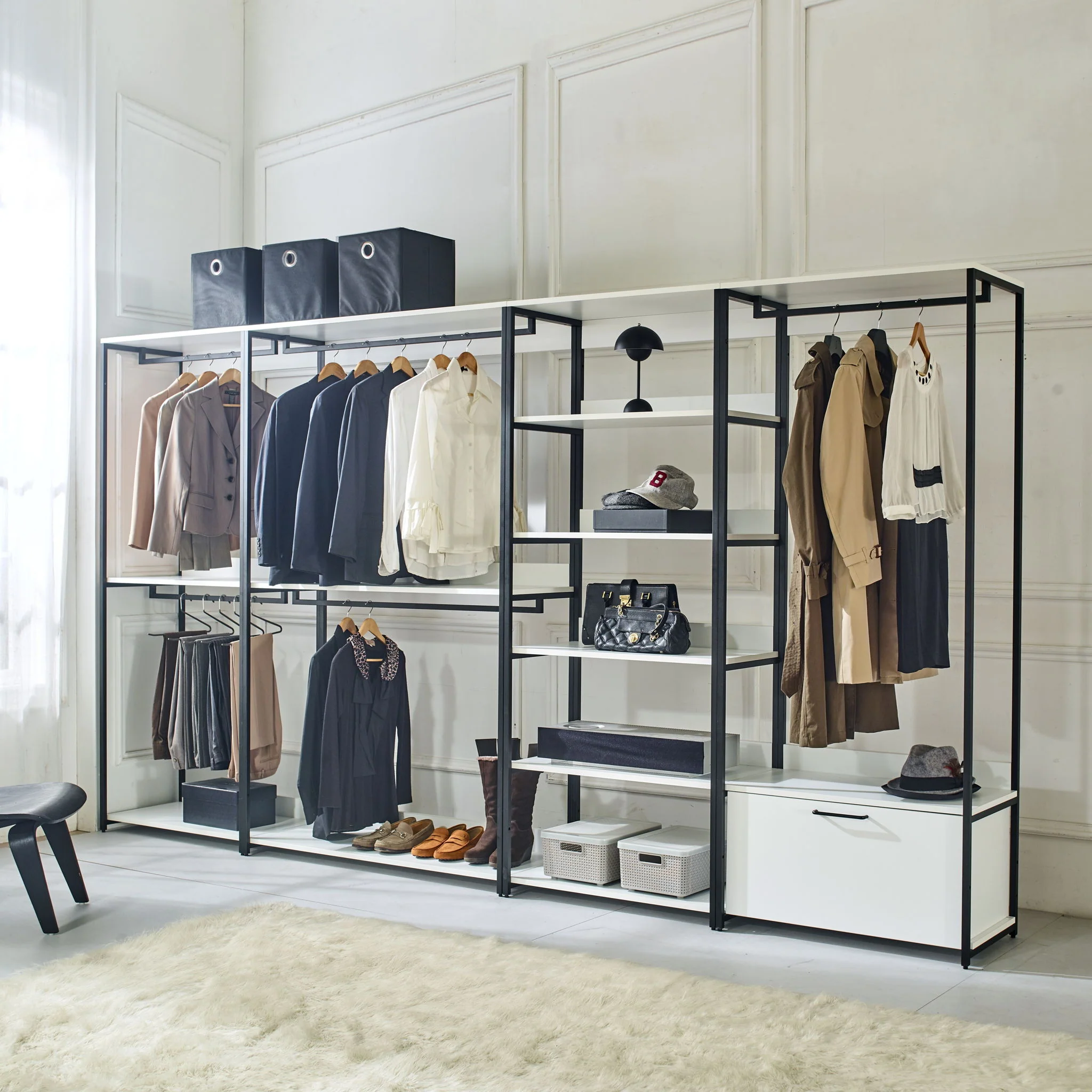 Fiona - Walk In Closet With Shelves - Image 12