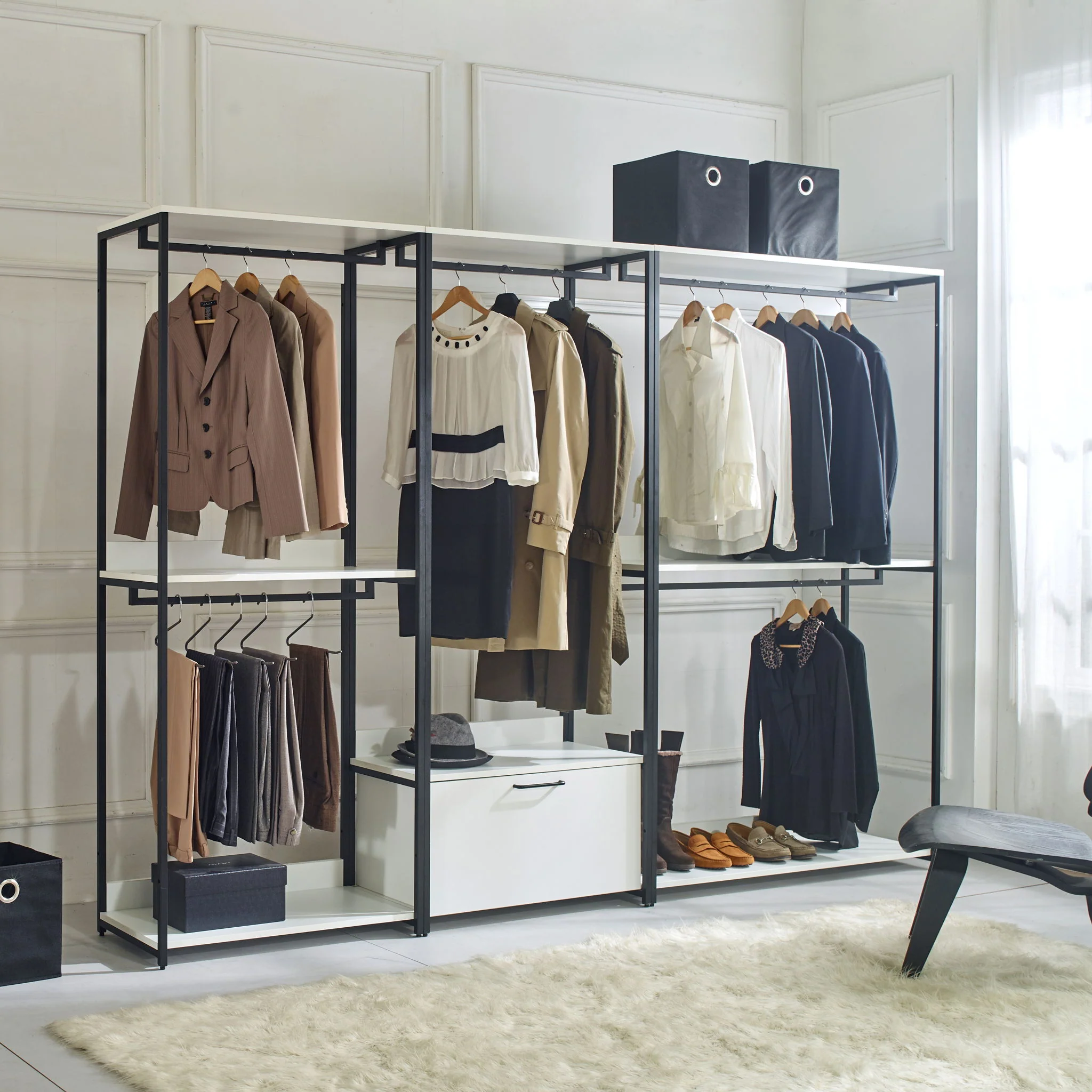 Fiona - Walk In Closet With Shelves - Image 19
