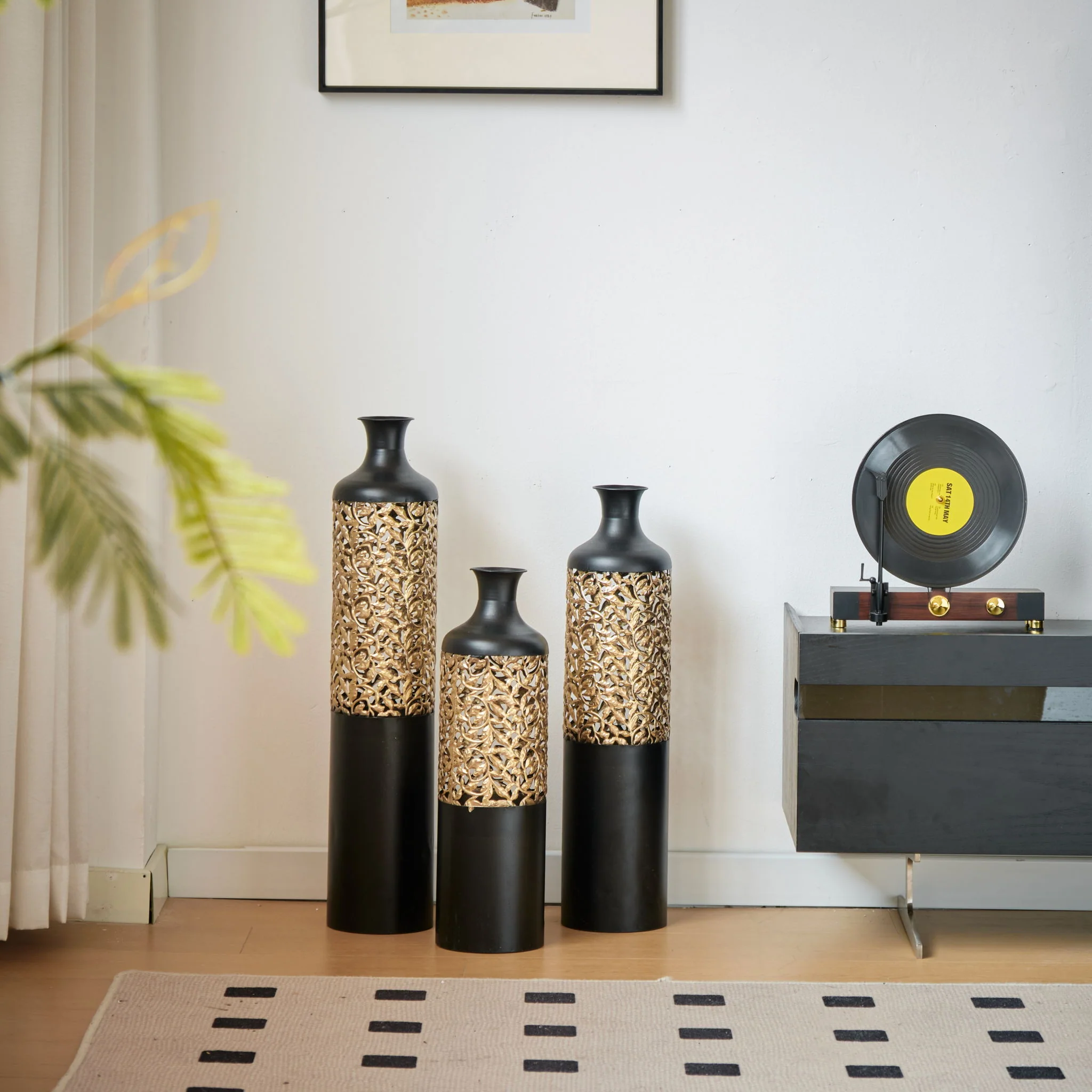 Floor Metal Vases Decorated Metal Vases (Set of 3) Gorgeous Home Decoration Large Glazed Metal Vases - Black / Gold - Image 3
