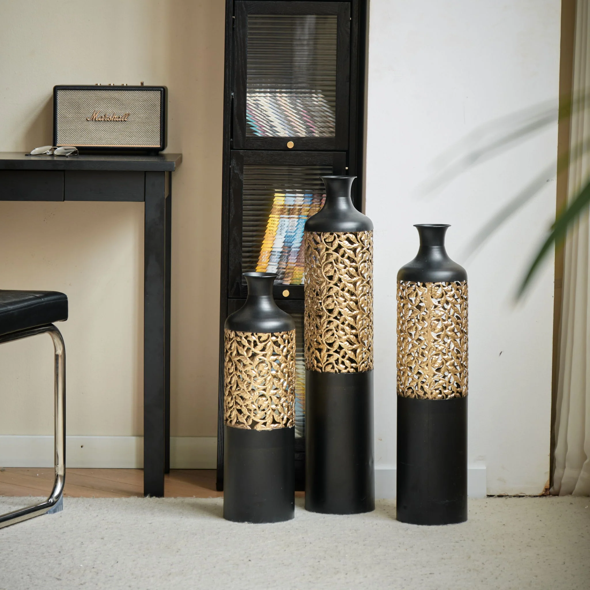 Floor Metal Vases Decorated Metal Vases (Set of 3) Gorgeous Home Decoration Large Glazed Metal Vases - Black / Gold - Image 4