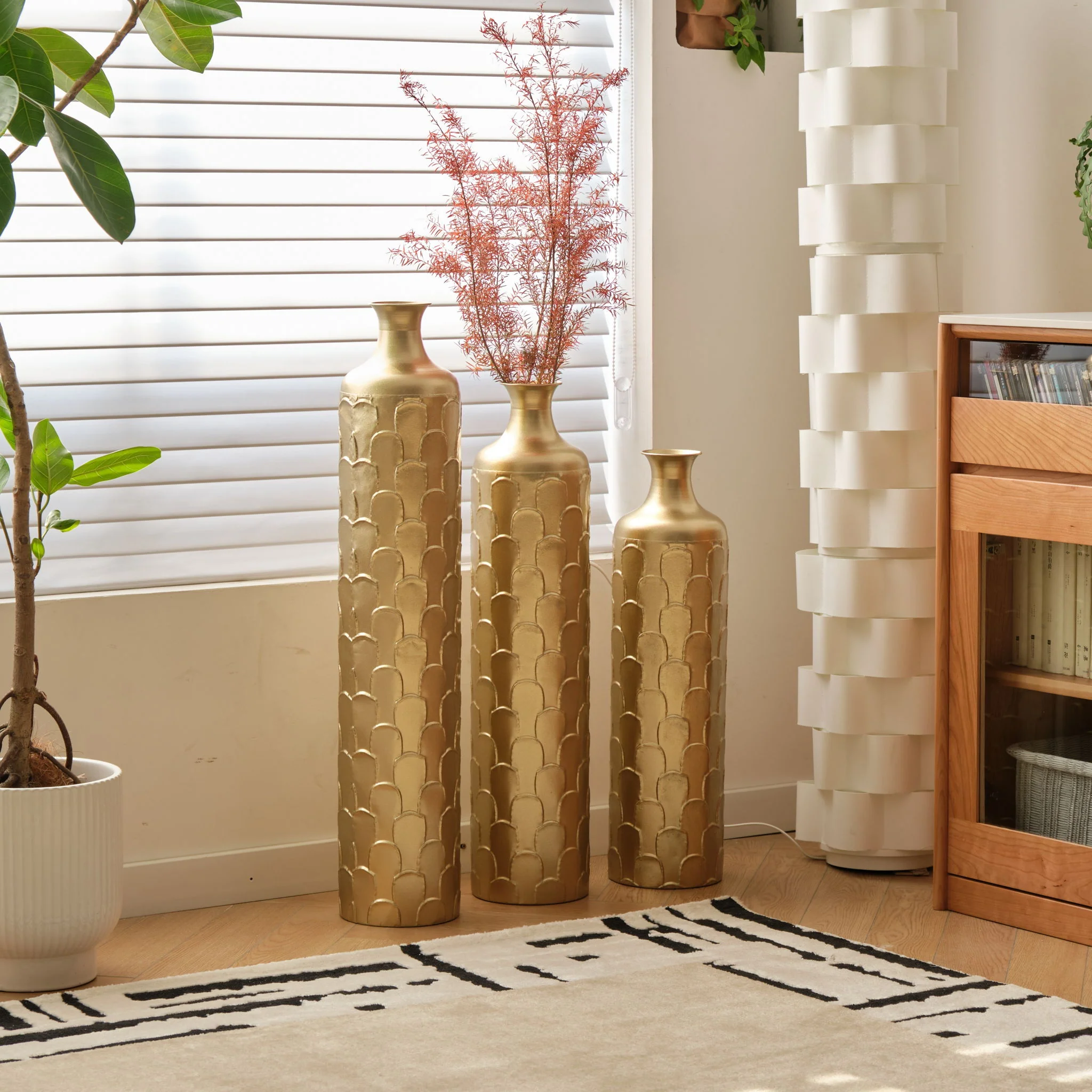 Floor Metal Vases Decorated White Metal Vases (Set of 3) Gorgeous Home Decoration Large Glazed Metal Vases - Golden - Image 4