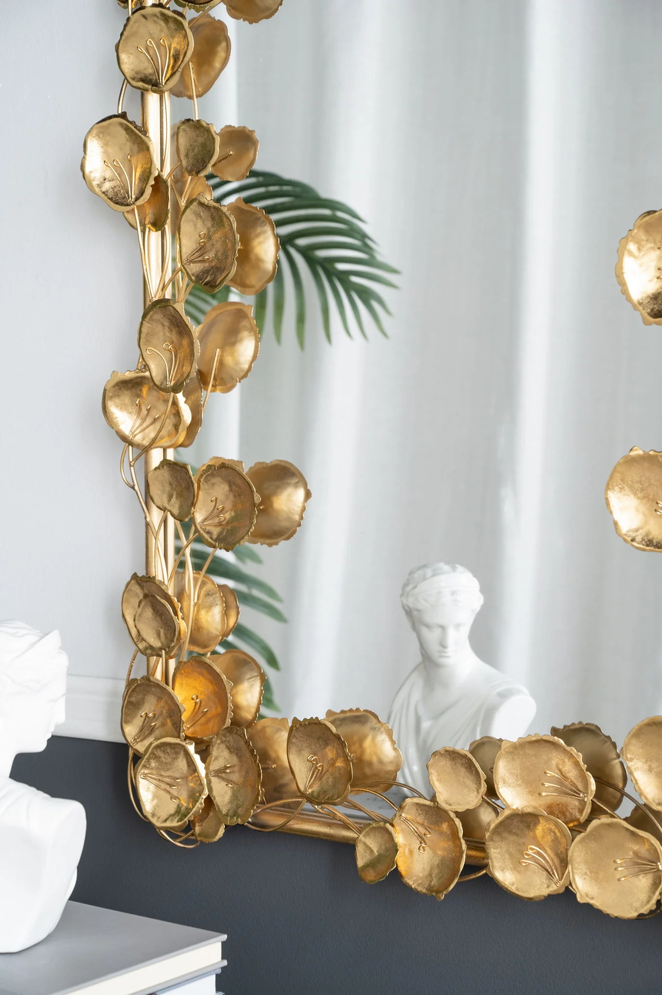 Full Length Mirror With en Leaf Accents, Floor Miiror For Living Room Bedroom - Gold - Image 4