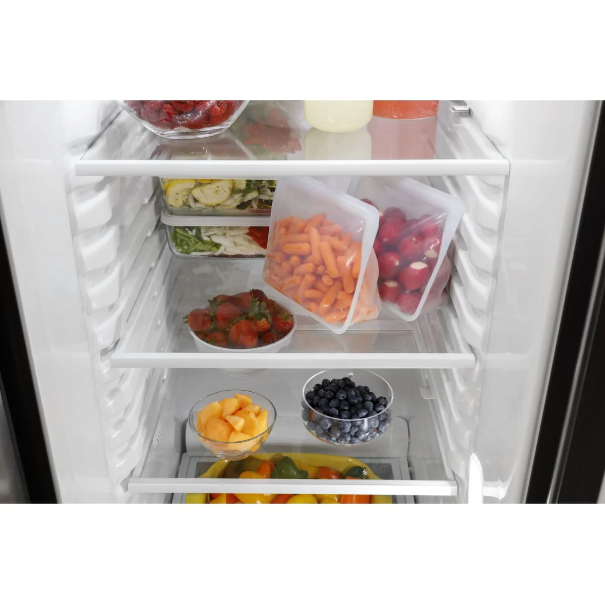 GE 25.3 cu. ft. Side-By-Side Refrigerator in Fingerprint Resistant Stainless Steel - Image 6