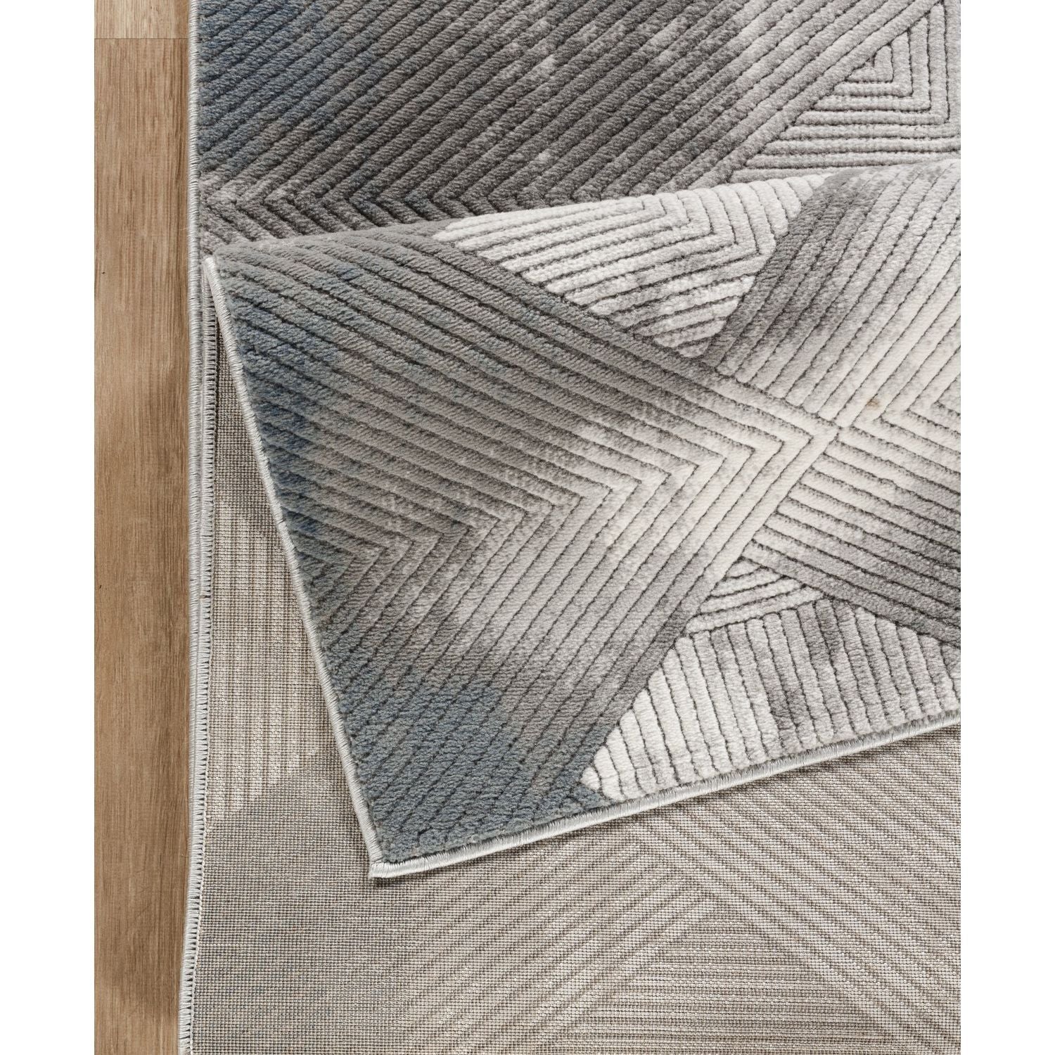 Geometrix - 5'3" X 7'3" Area Rug With Geometric 3D Effect - Ivory / Gray - Image 7