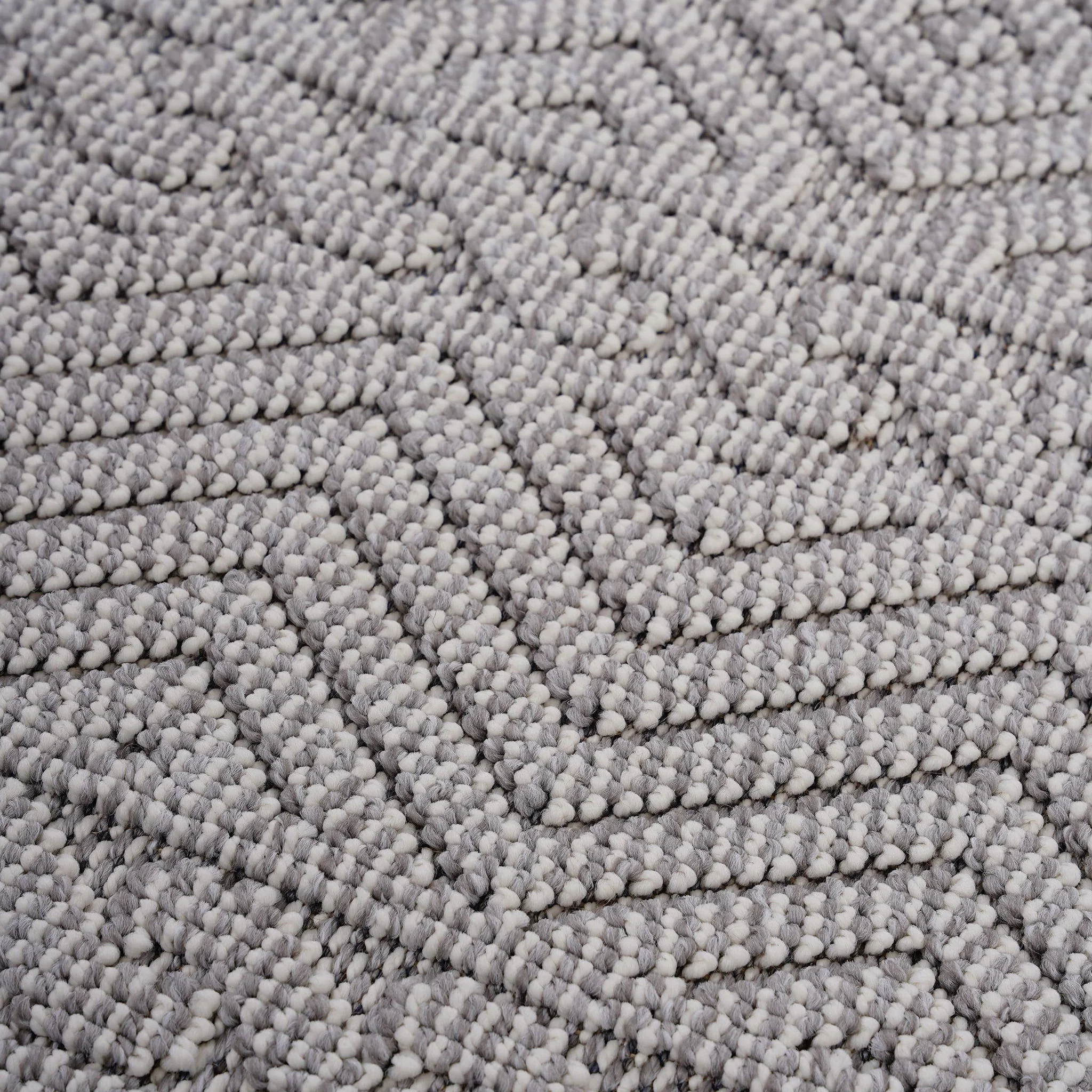 Guros - 6' X 9' Geometric Indoor / Outdoor Area Rug - White - Image 3