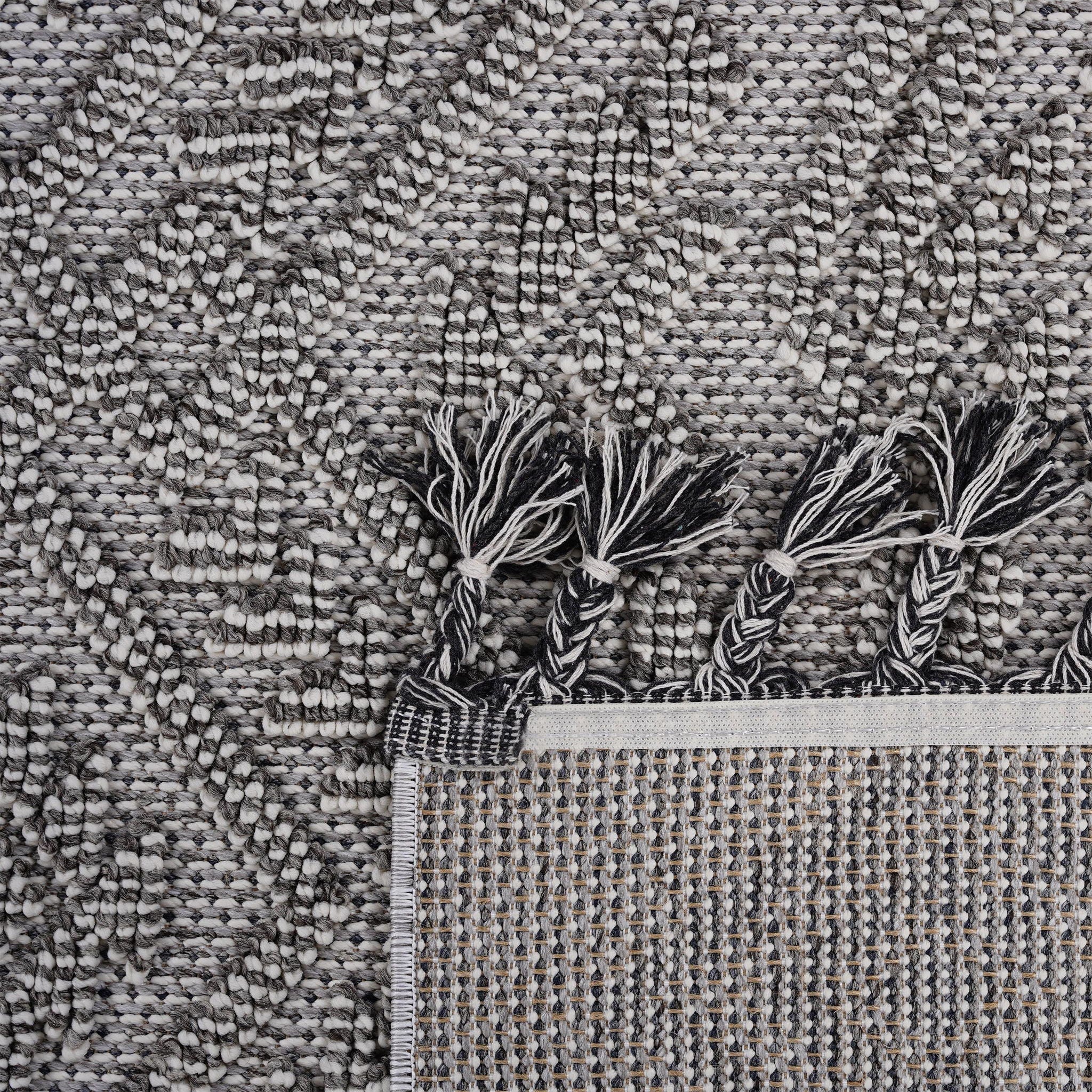 Guros - Traditional Indoor / Outdoor Area Rug - Image 19