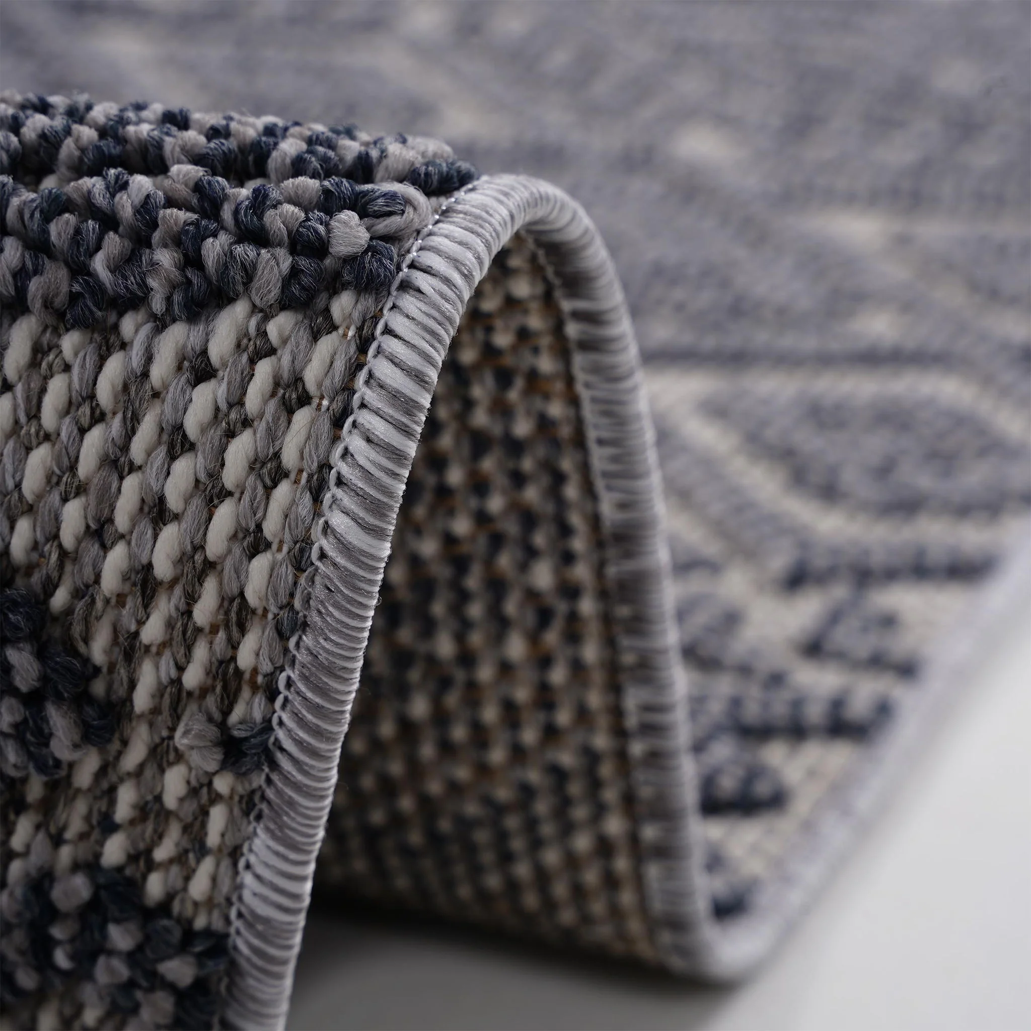 Guros - Trendy Traditional Indoor / Outdoor Rug - Image 8