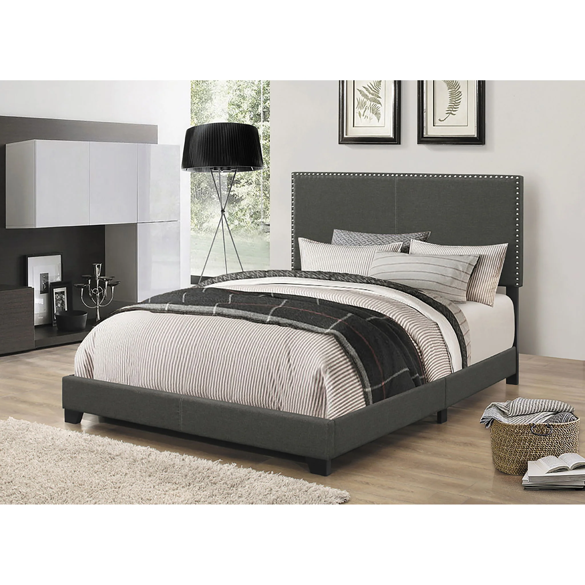 Guyancourt - Panel Bed - Image 8