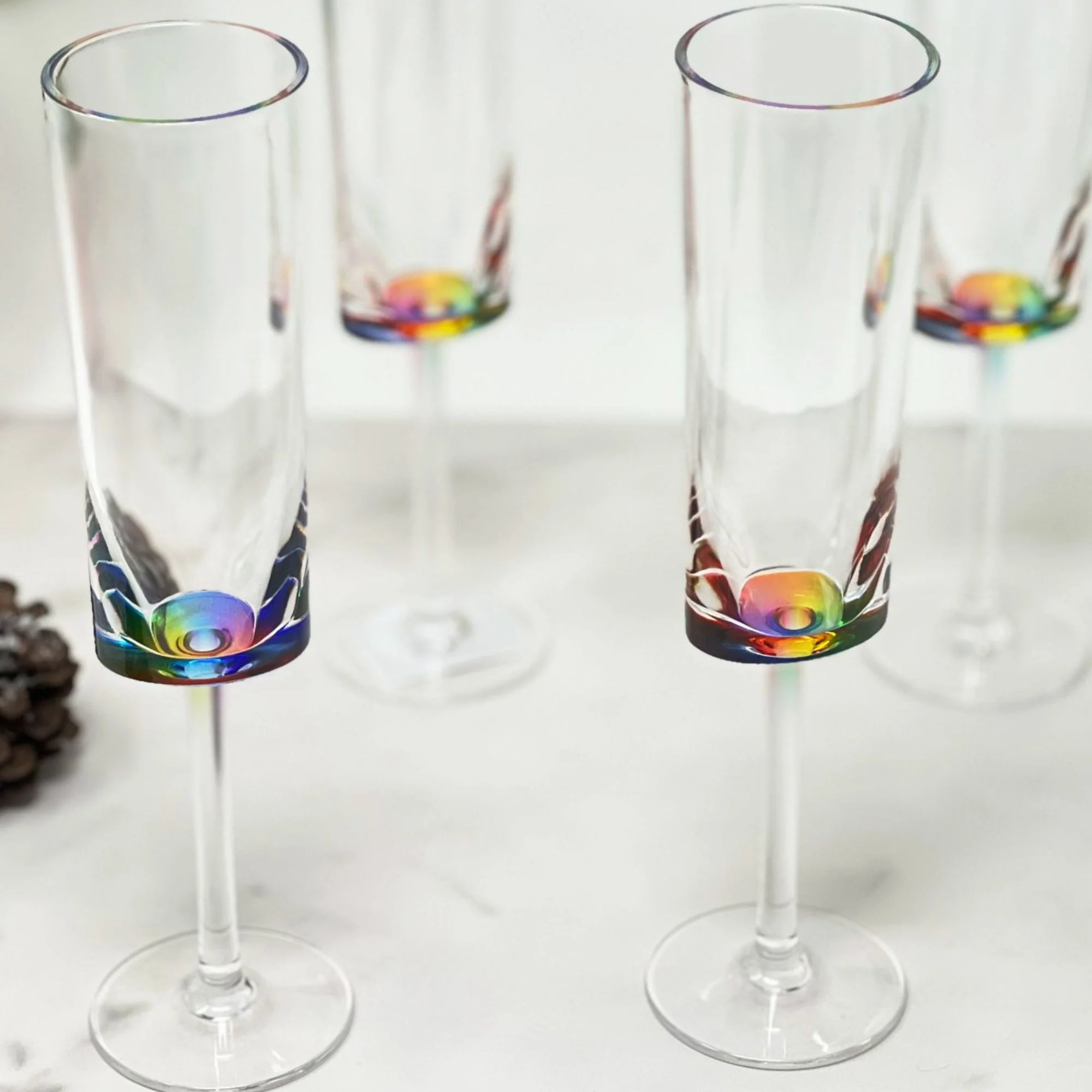 Halo - Oval Unbreakable Plastic Champagne Flutes Acrylic Wedding Glasses, 4Oz Capacity (Set of 4) - Clear - Image 3