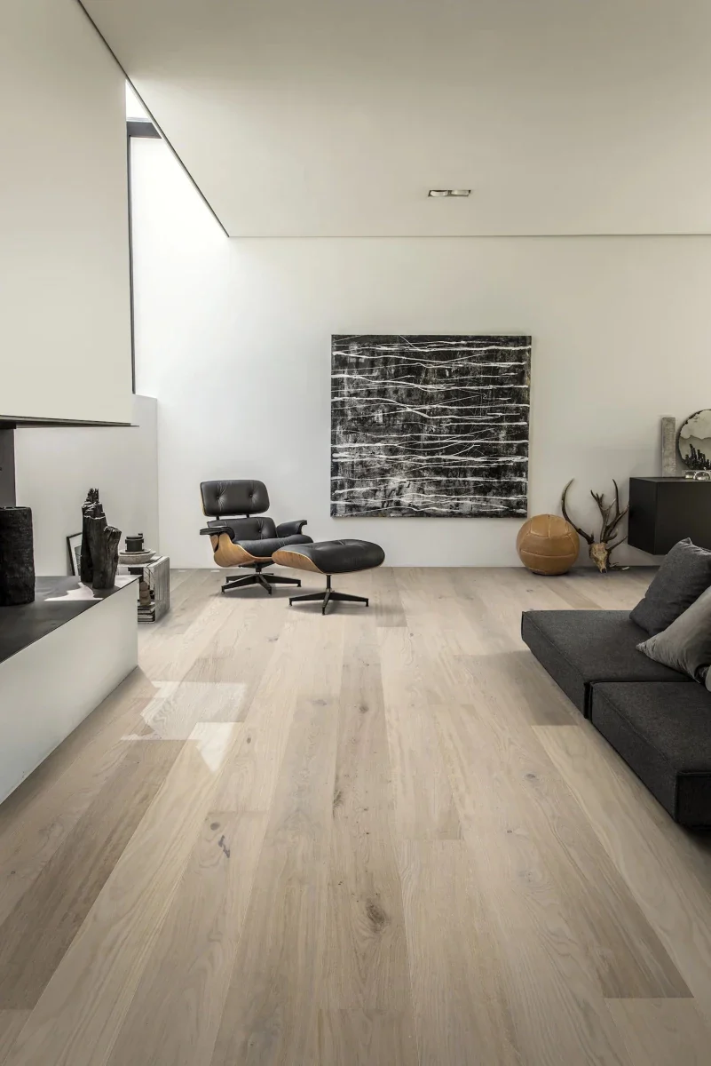 Kahrs Lux Oak Horizon 7 3/8" Engineered Flooring - Image 2
