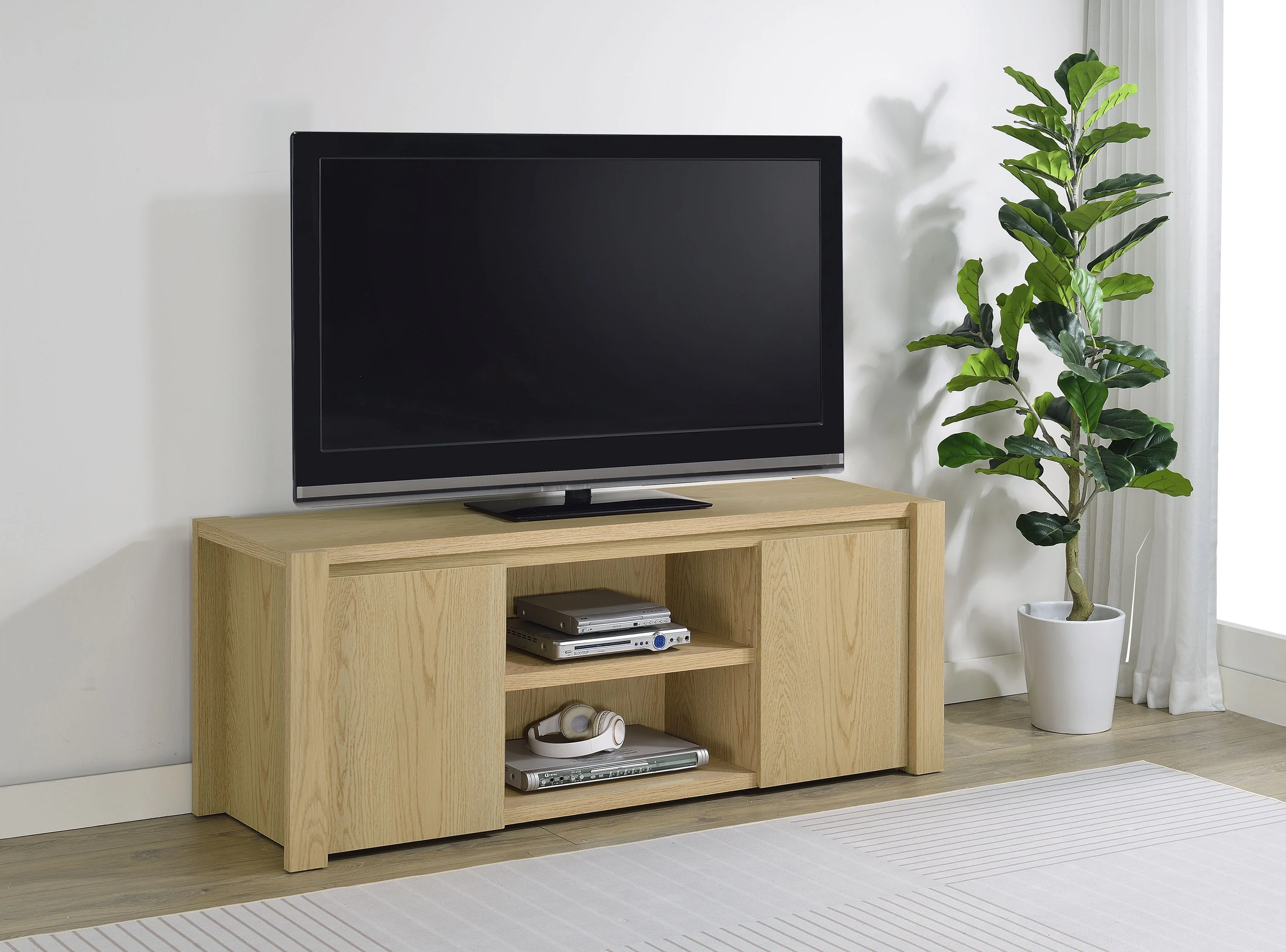 Laurelton 60-inch 2-door TV Stand Media Console Light Oak - Image 4