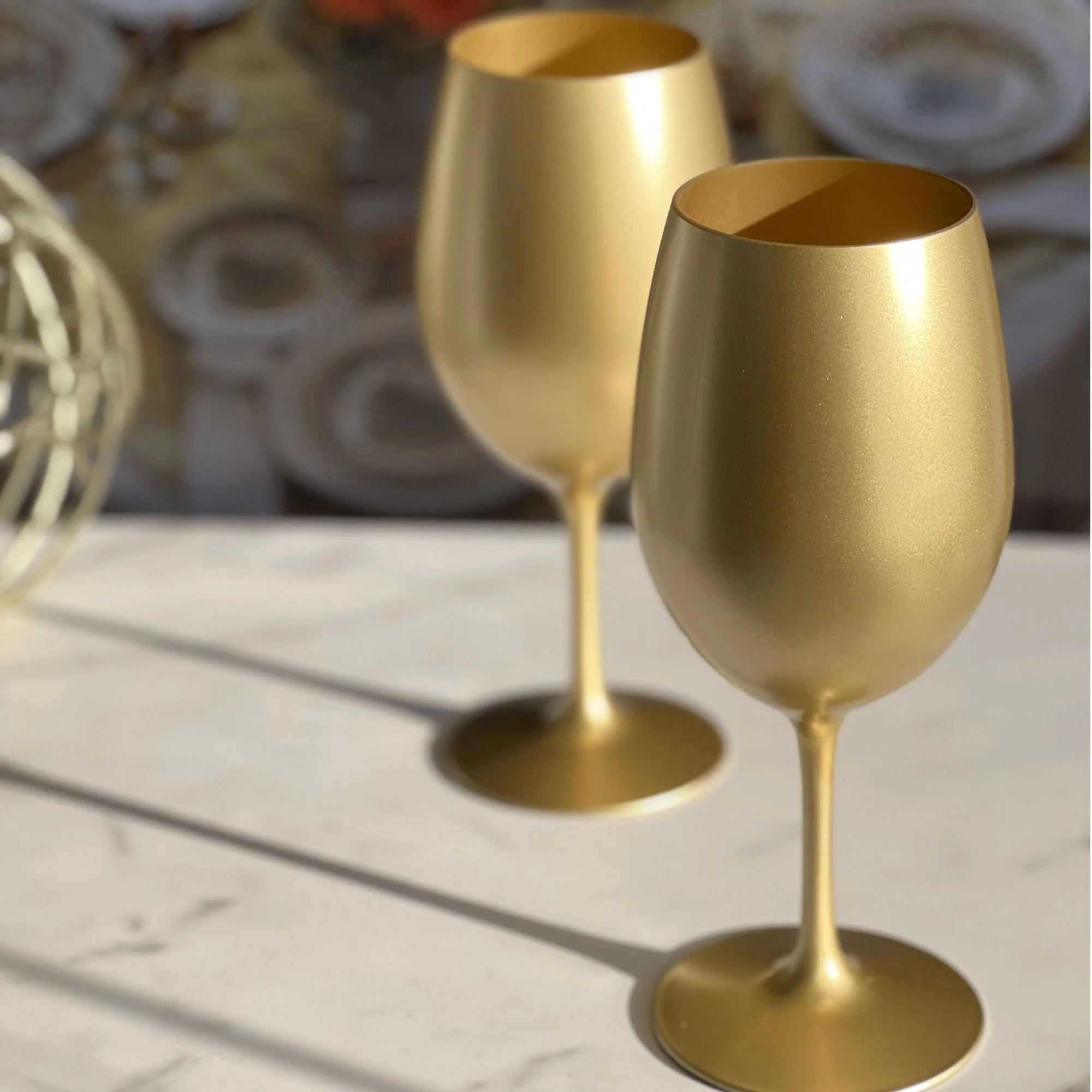 Leadingware Tritan Hammer Plastic Wine Glasses (Set of 4) - Image 5