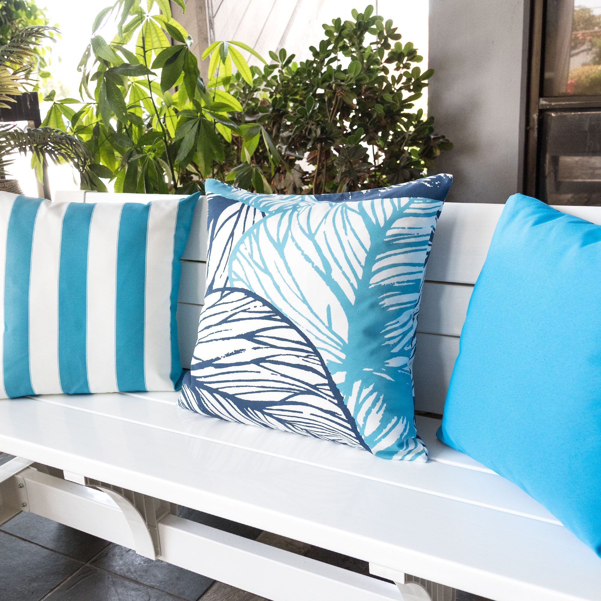 Leaf Vein Outdoor & Indoor Pillow - Indigo - Image 2