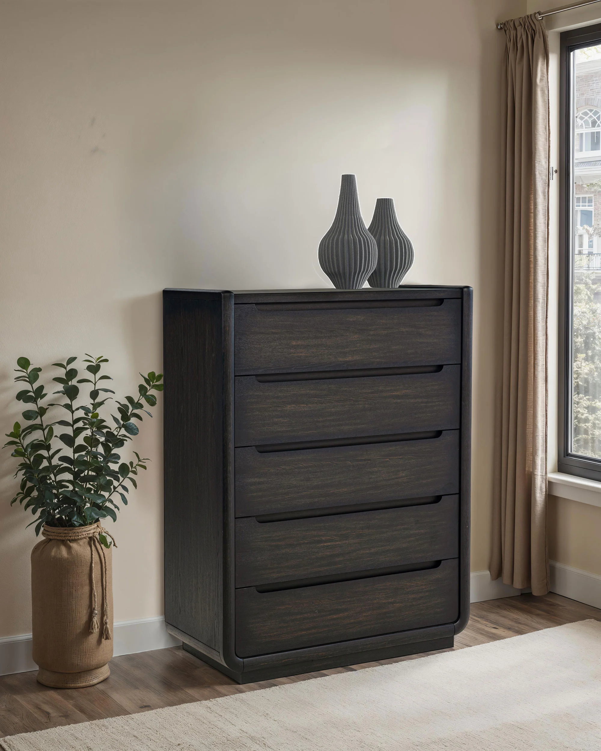 Leandro 5-Drawer Chest of Drawers in Burnished Black - Image 4