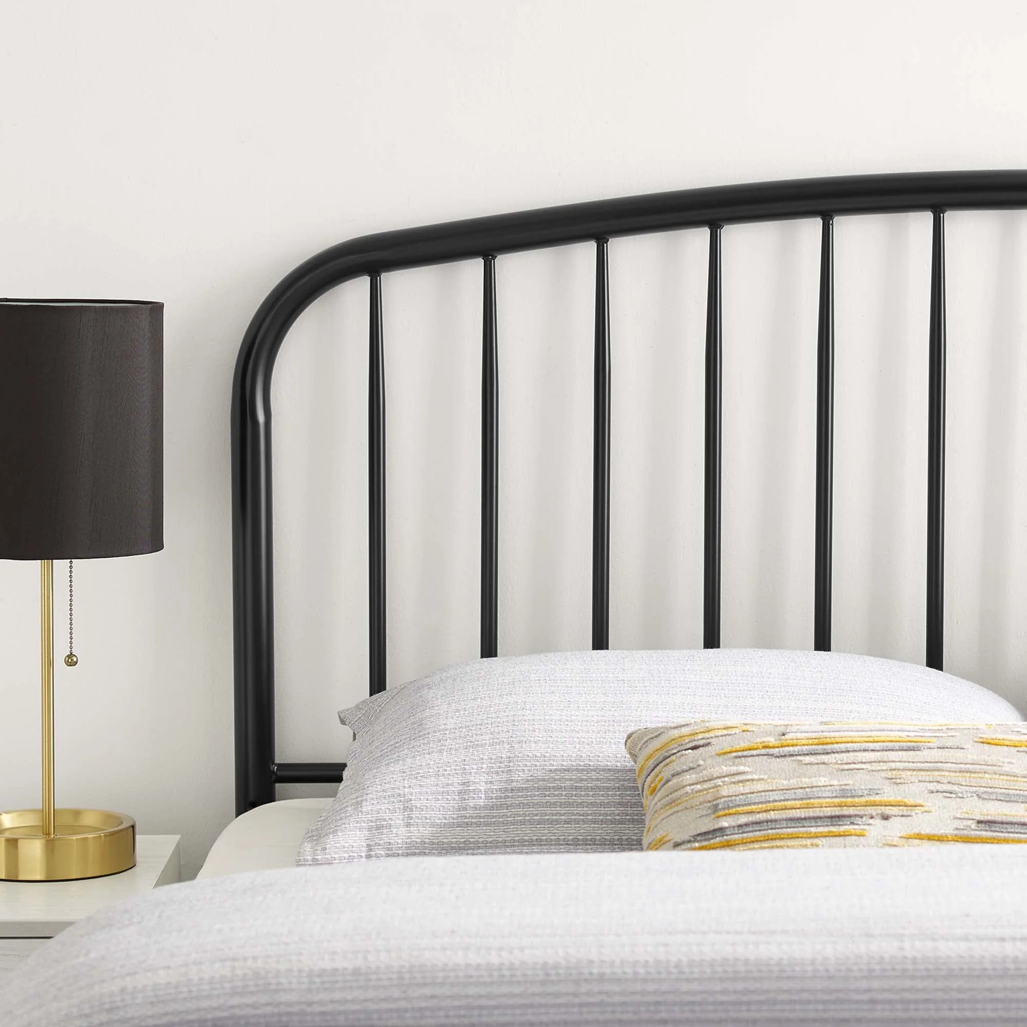 Metal Headboard with Arched Spindle Design - Image 12