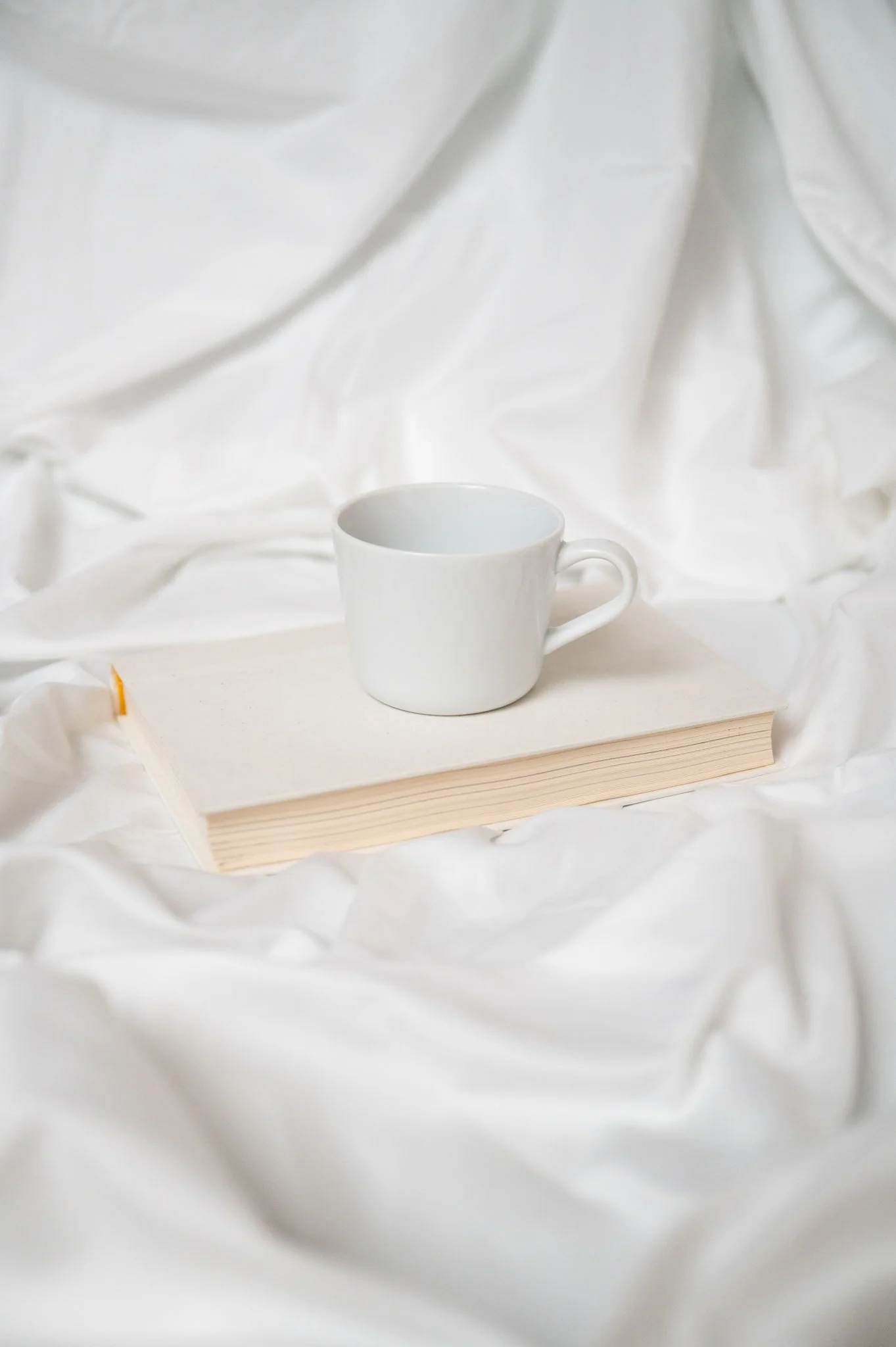 Micro And Bamboo Hypoallergenic Split Sheet Set - Image 3
