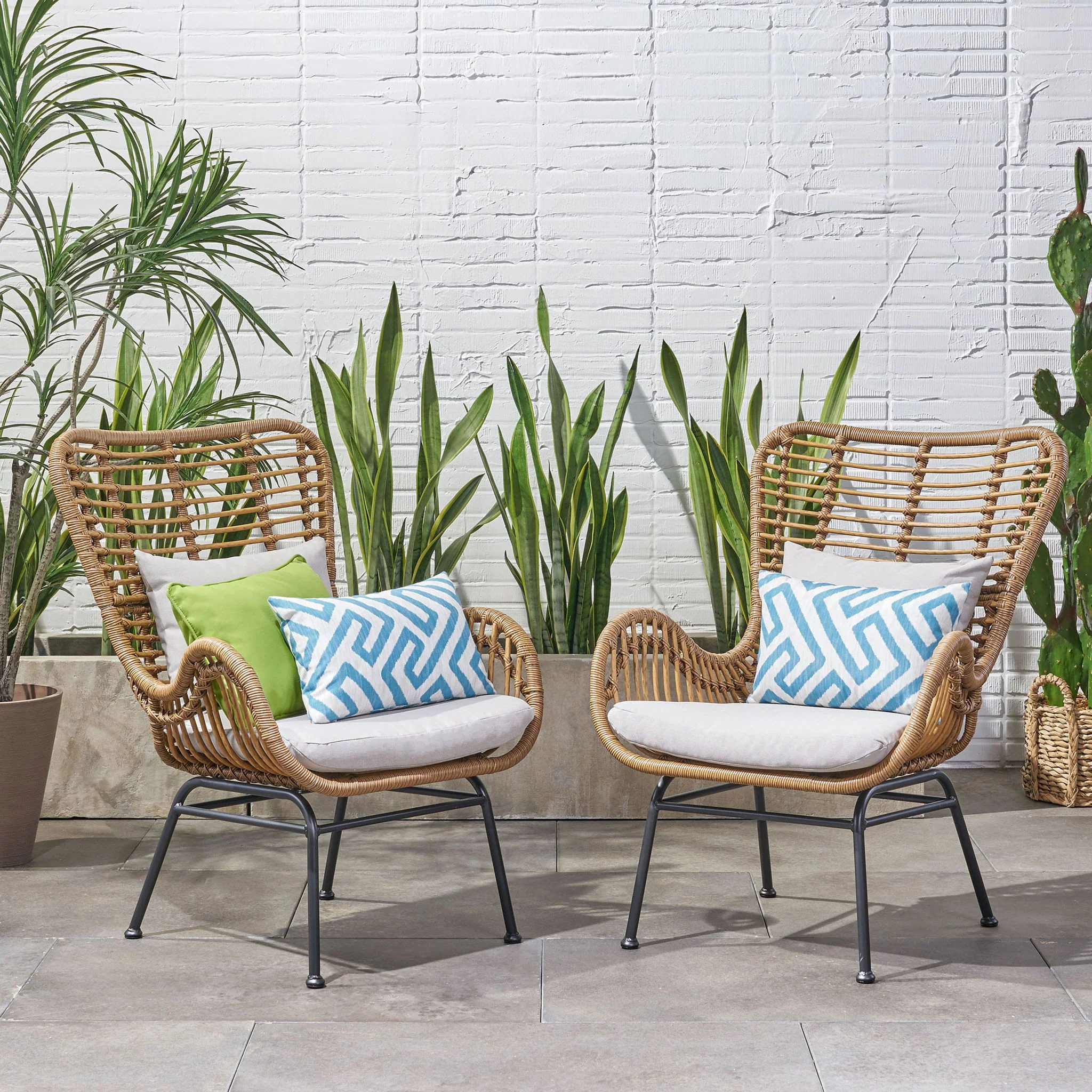 Modern Aesthetic Outdoor Rattan Accent Chair With Metal Legs - Image 4