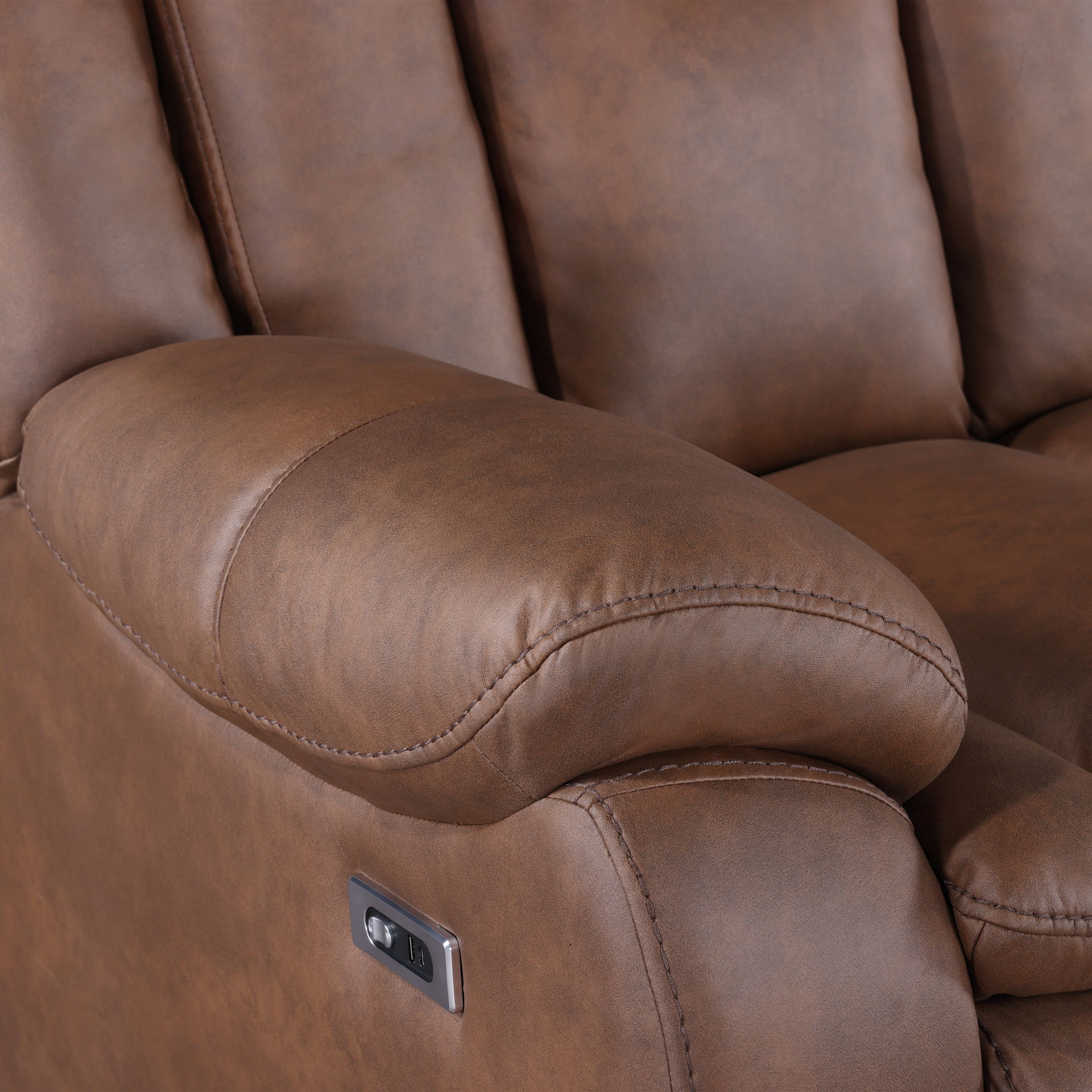 Morello - Reclining Console Loveseat - Image 24