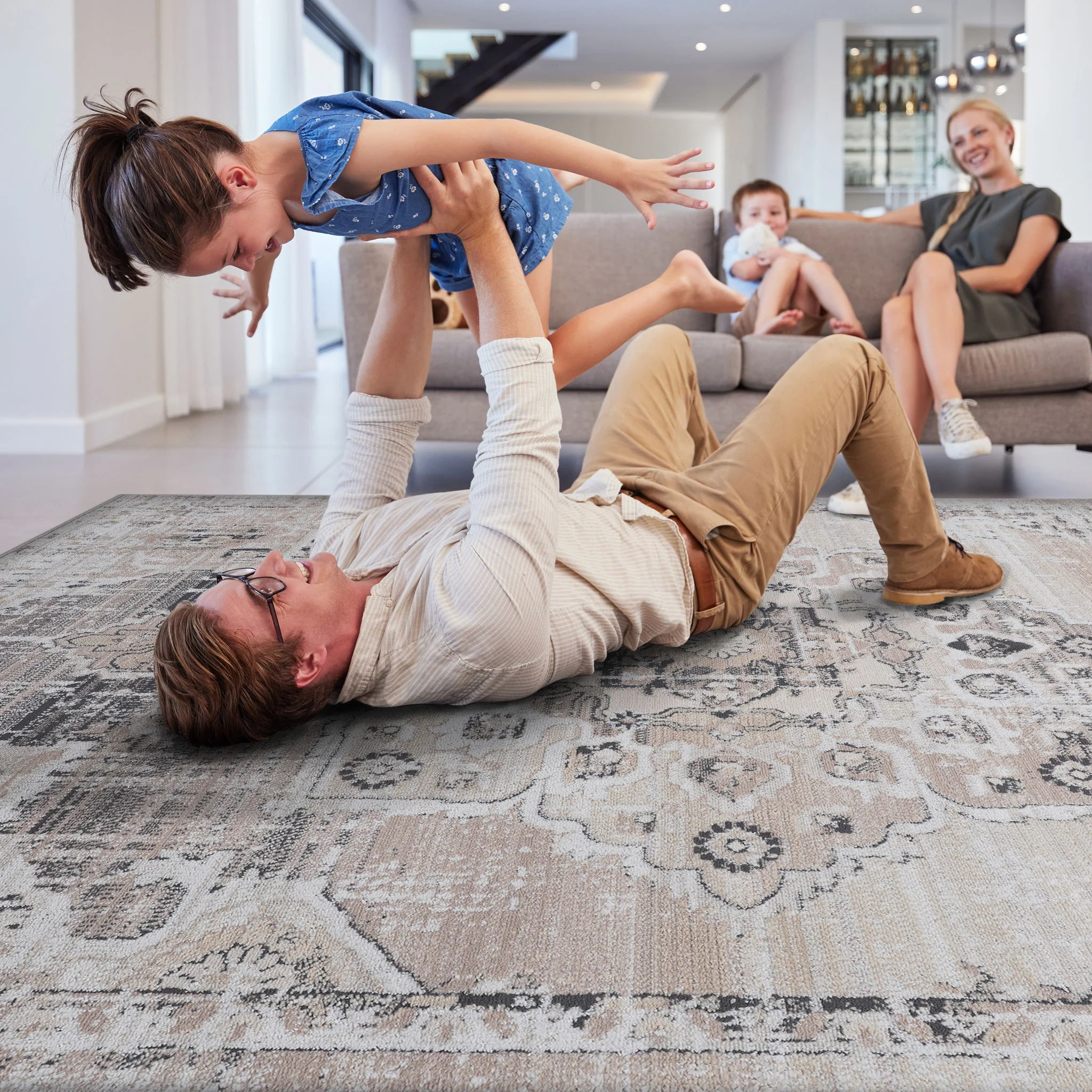 Payas - 6' X 9' Medallion Area Rug - Cream / Beige - Image 7