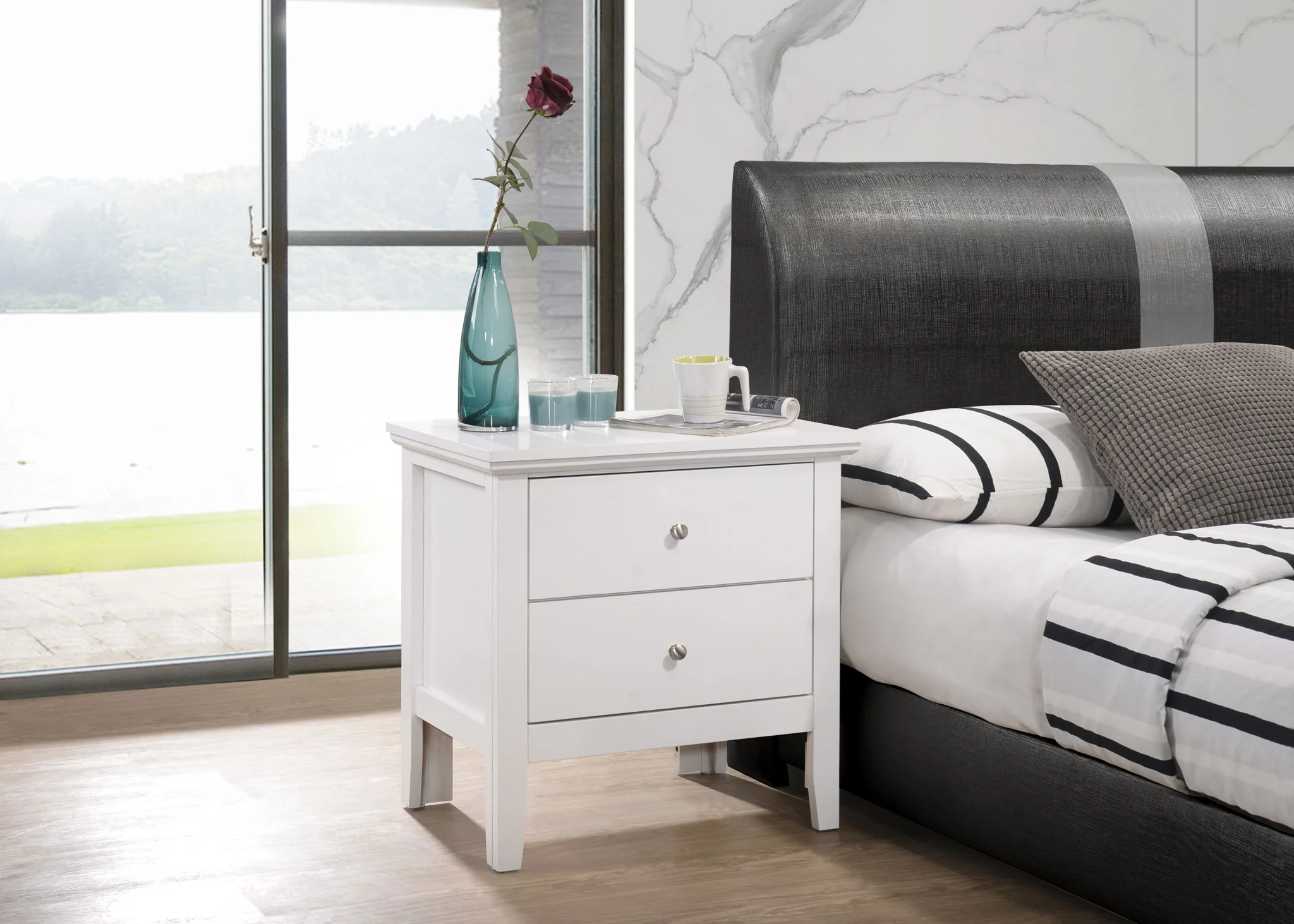 English Dovetailed Drawers Nightstand - Image 3