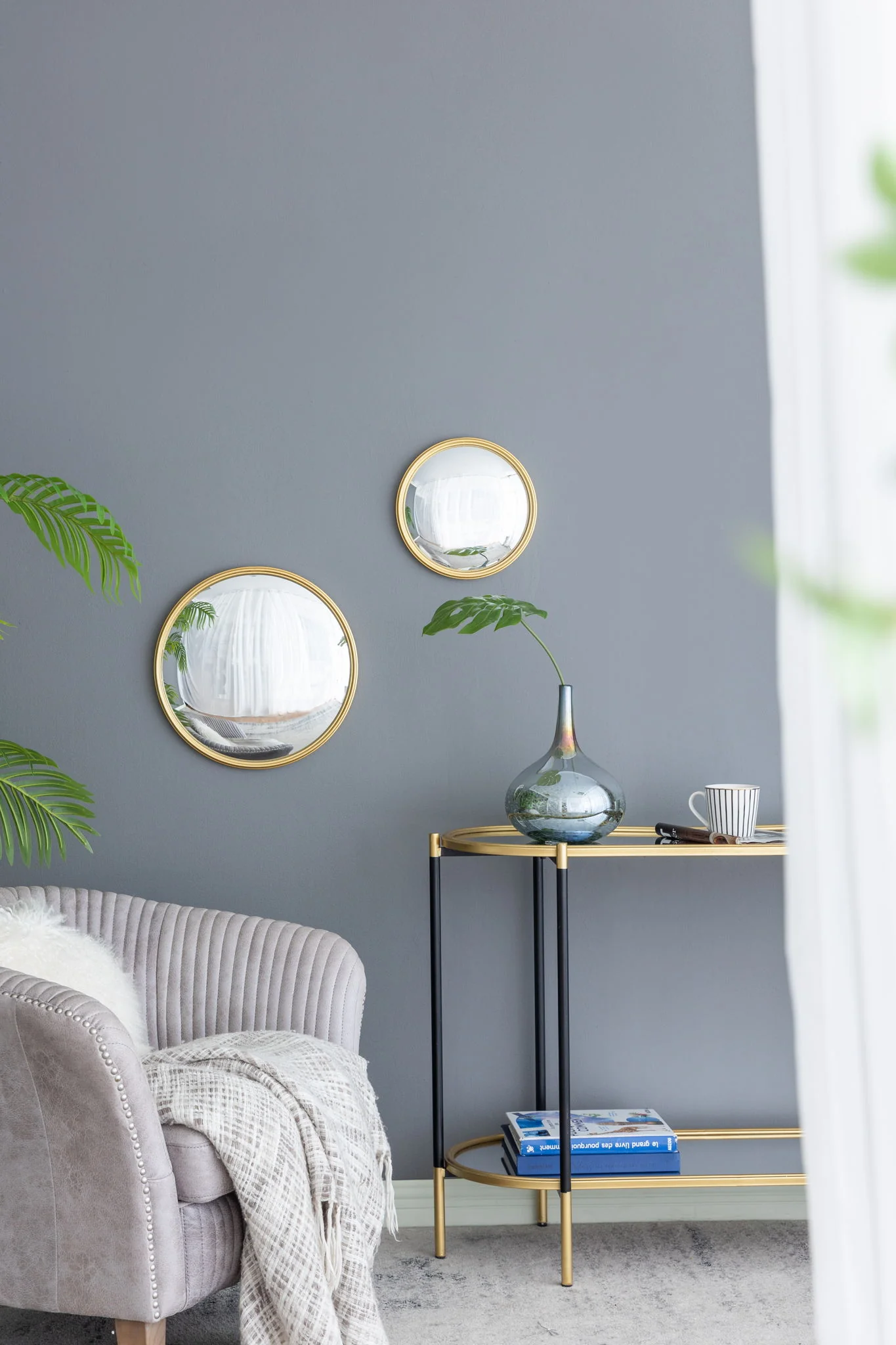 Round Mirror, Circle Mirror With Iron Frame For Living Room Bedroom Vanity Entryway Hallway - Image 9