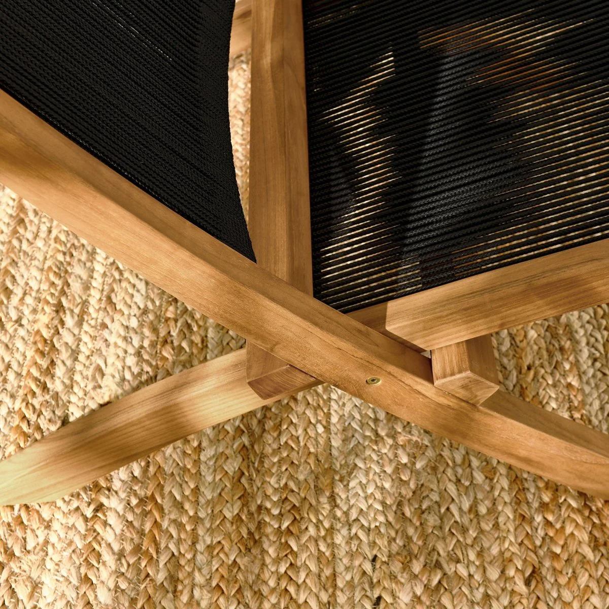 Teak and Rope Folding Accent Lounge Chair for Outdoor and Indoor Portable Seating - Image 4