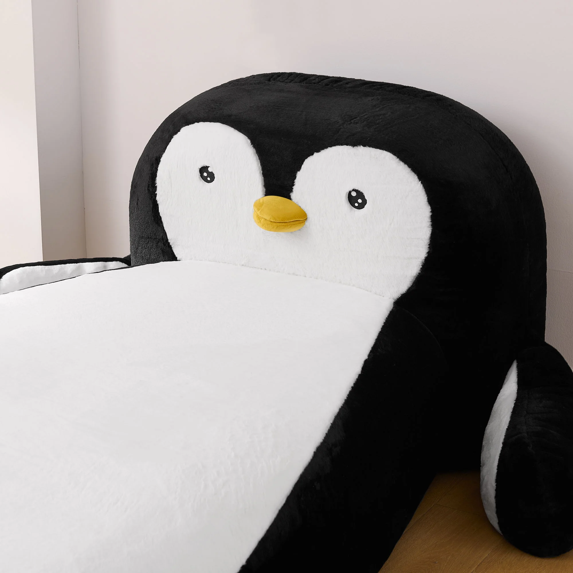 Twin Size Penguin Shaped Bed, Lounger Chair For Kids Bedroom - White / Black - Image 2
