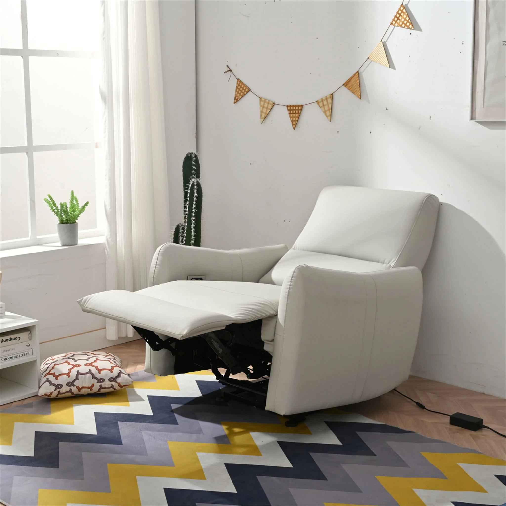 Wall Hugger Power Recliner Chair With USB Port (Type-C) - Image 17