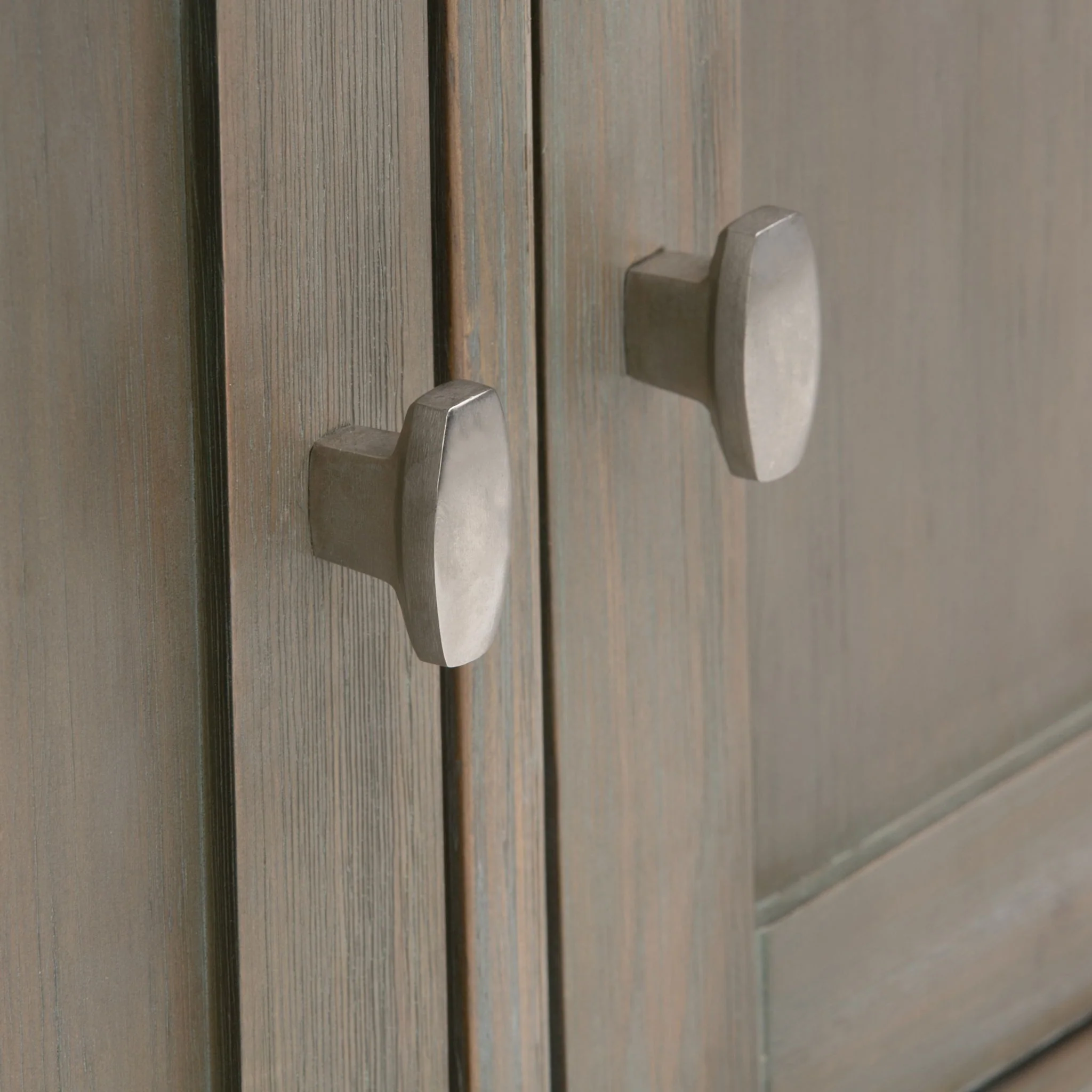 Warm Shaker - Handcrafted Entryway Storage Bench - Image 15