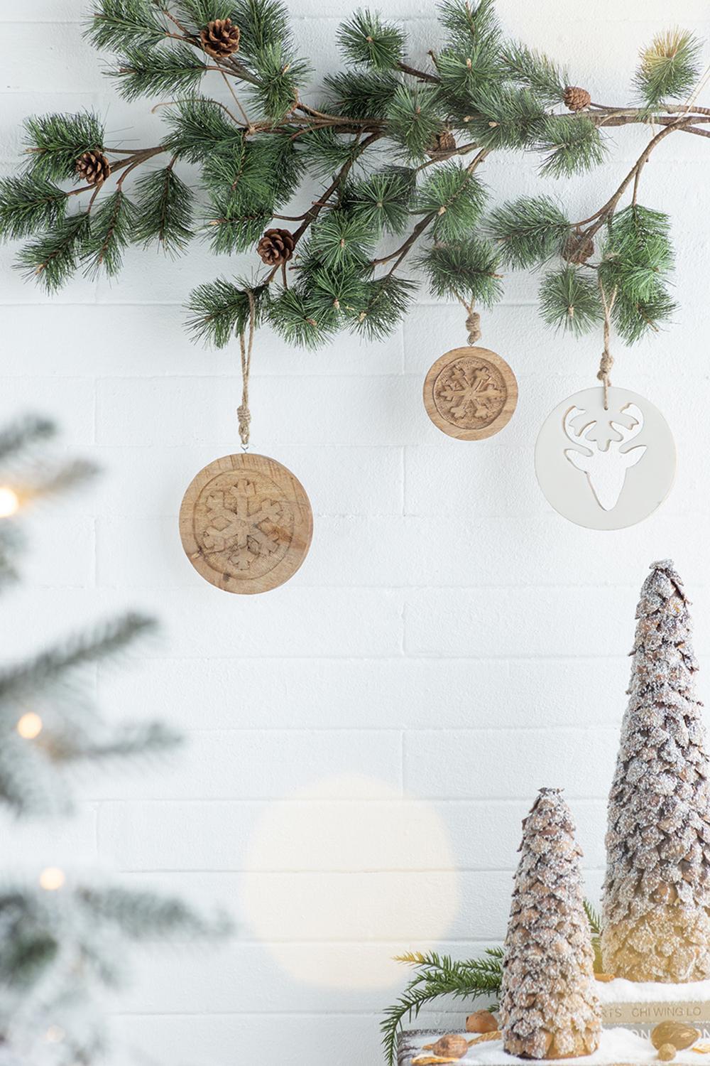 Wooden Hanging Circle With Snowflake Cut Decorative Hanging Christmas Tree Ornaments For Holiday Party Decorations (Set of 12) - Multi - Image 5